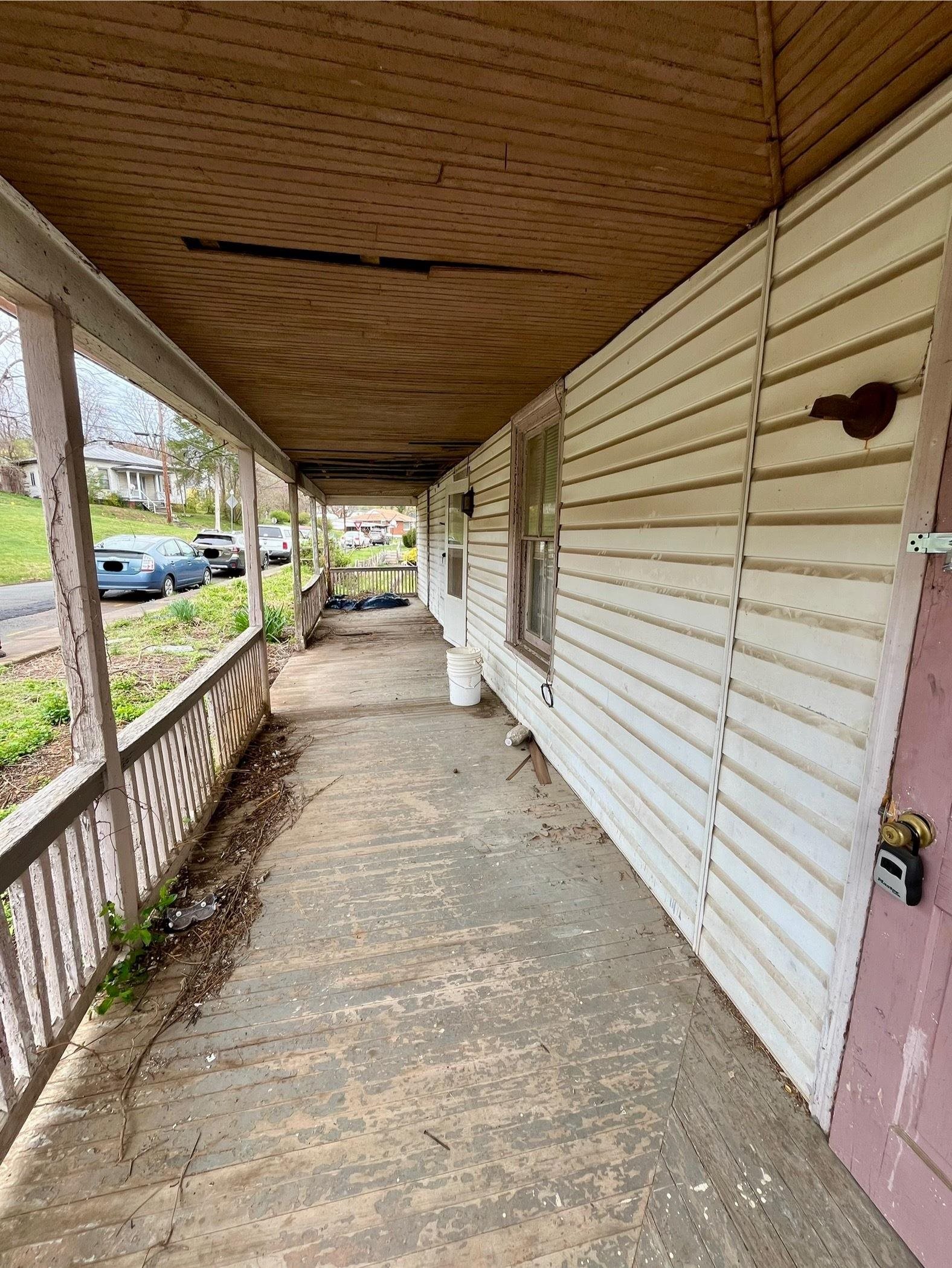 1201 BURNETT ST, STAUNTON, Virginia 24401, 3 Bedrooms Bedrooms, ,2 BathroomsBathrooms,Residential,1201 BURNETT ST,662804 MLS # 662804