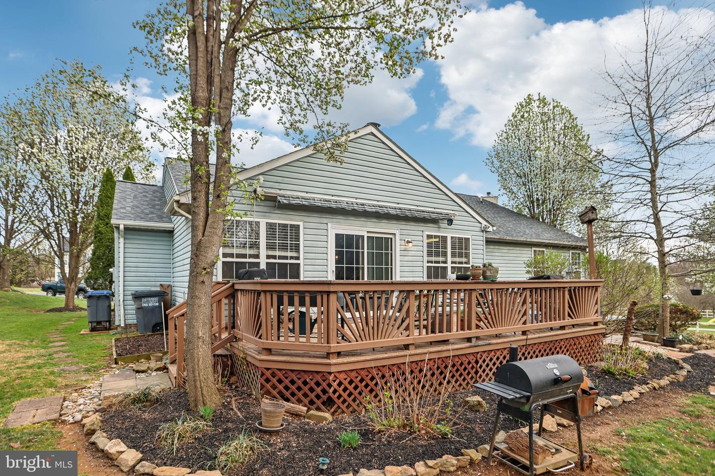17391 ARROWOOD PL, ROUND HILL, Virginia 20141, 3 Bedrooms Bedrooms, ,2 BathroomsBathrooms,Residential,For sale,17391 ARROWOOD PL,VALO2091442 MLS # VALO2091442