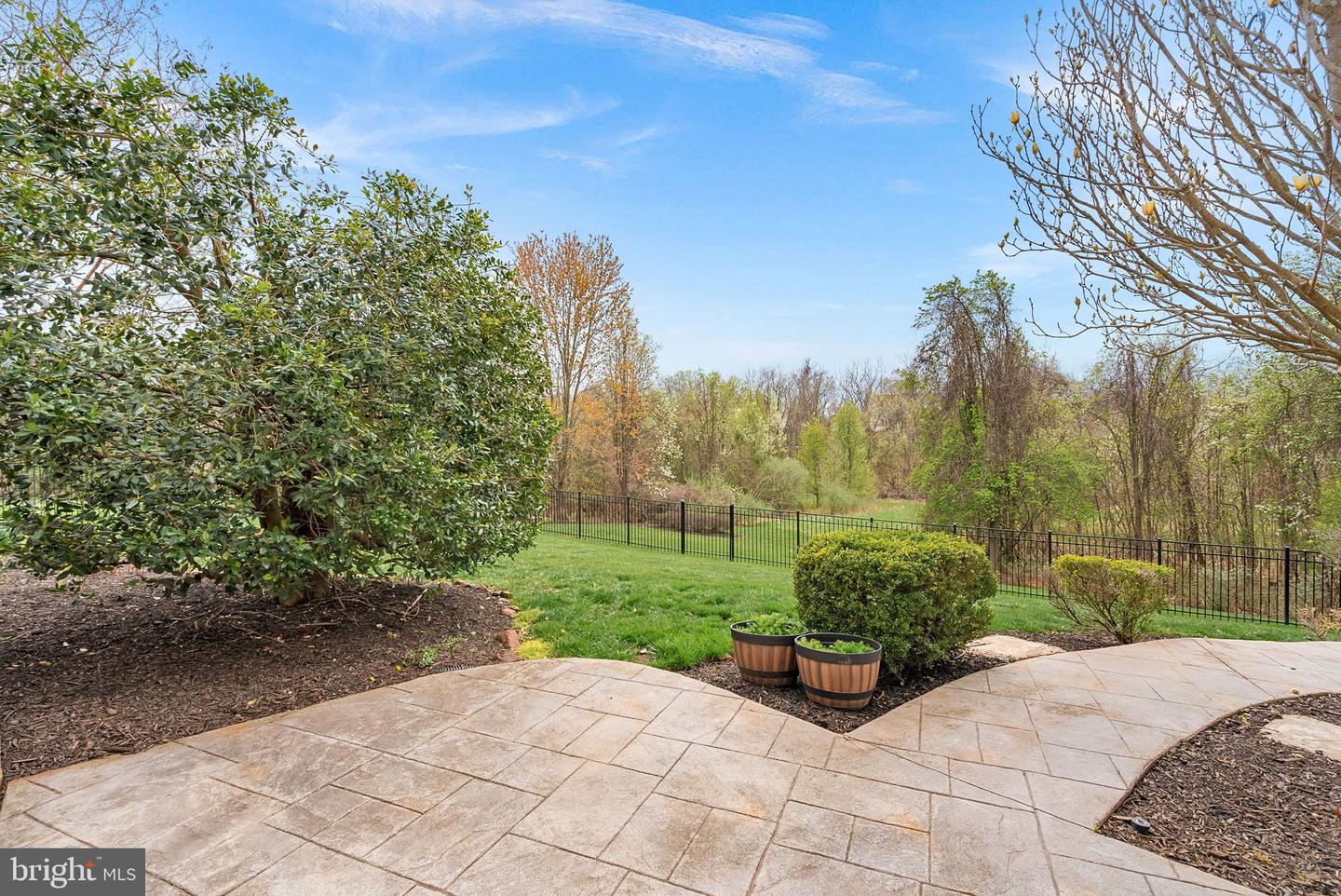 20713 ASHBURN VALLEY CT, ASHBURN, Virginia 20147, 5 Bedrooms Bedrooms, ,5 BathroomsBathrooms,Residential,For sale,20713 ASHBURN VALLEY CT,VALO2091658 MLS # VALO2091658