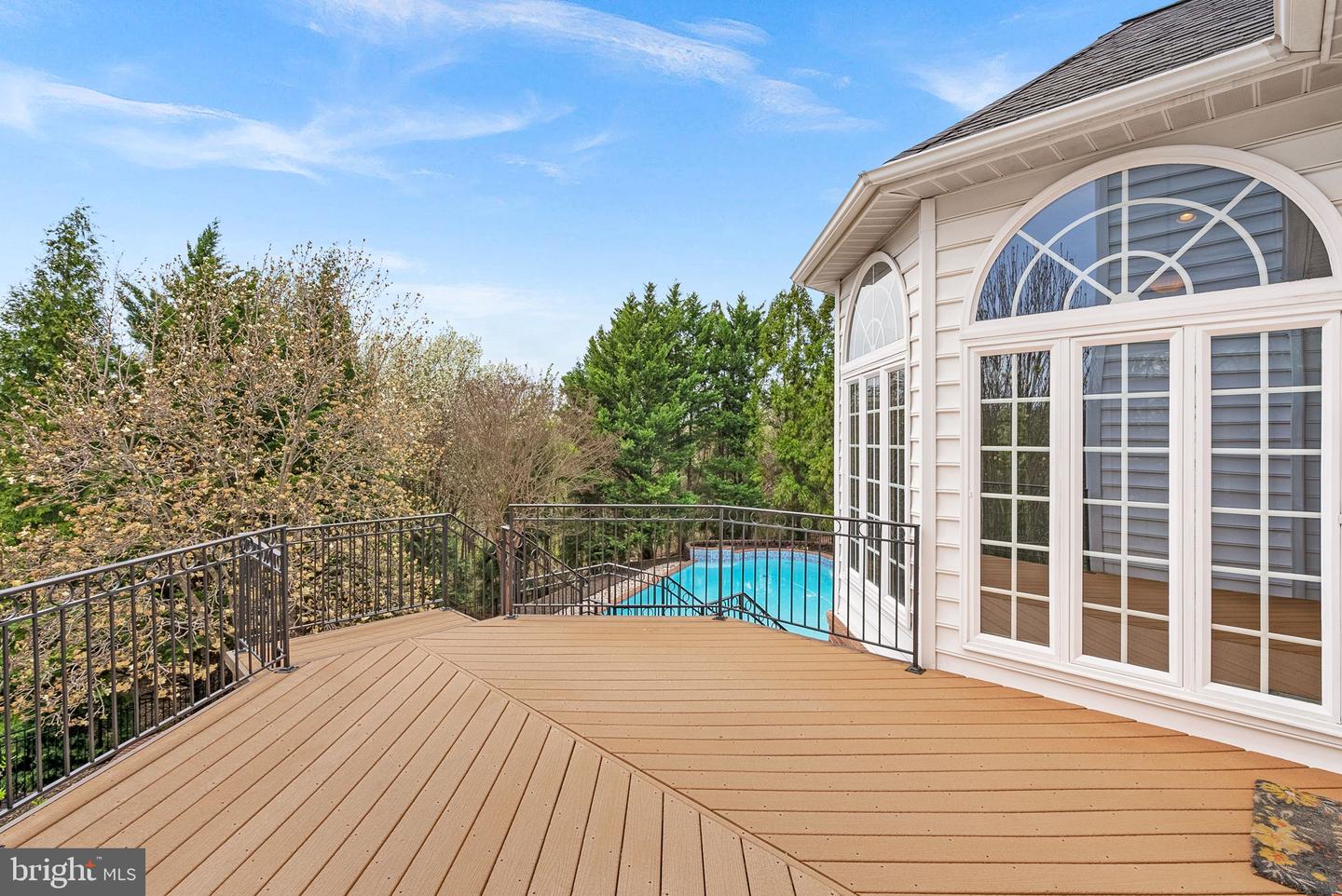 20713 ASHBURN VALLEY CT, ASHBURN, Virginia 20147, 5 Bedrooms Bedrooms, ,5 BathroomsBathrooms,Residential,For sale,20713 ASHBURN VALLEY CT,VALO2091658 MLS # VALO2091658