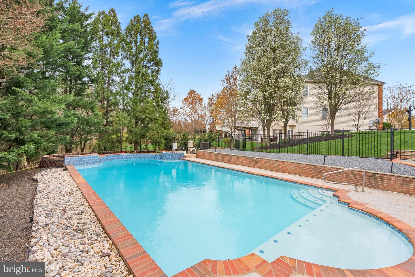 20713 ASHBURN VALLEY CT, ASHBURN, Virginia 20147, 5 Bedrooms Bedrooms, ,5 BathroomsBathrooms,Residential,For sale,20713 ASHBURN VALLEY CT,VALO2091658 MLS # VALO2091658