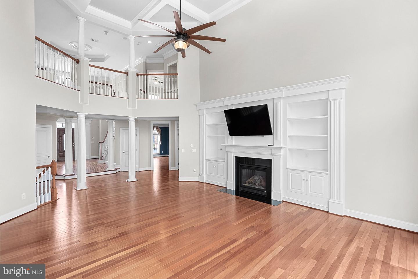 20713 ASHBURN VALLEY CT, ASHBURN, Virginia 20147, 5 Bedrooms Bedrooms, ,5 BathroomsBathrooms,Residential,For sale,20713 ASHBURN VALLEY CT,VALO2091658 MLS # VALO2091658