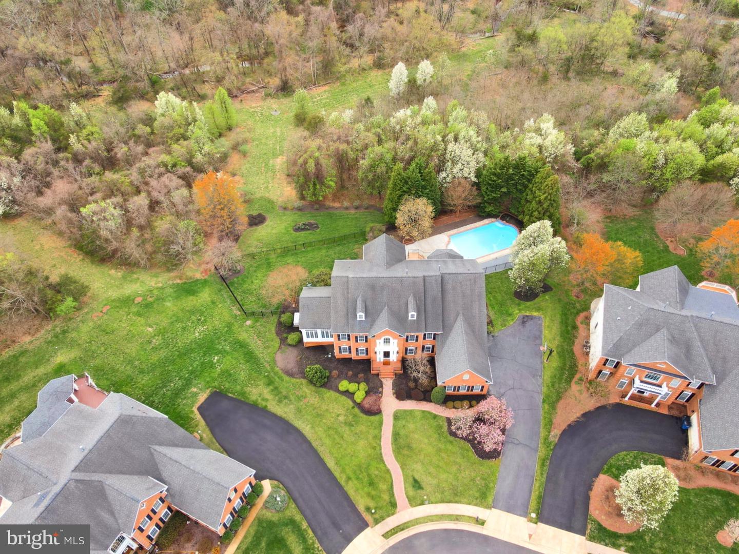 20713 ASHBURN VALLEY CT, ASHBURN, Virginia 20147, 5 Bedrooms Bedrooms, ,5 BathroomsBathrooms,Residential,For sale,20713 ASHBURN VALLEY CT,VALO2091658 MLS # VALO2091658