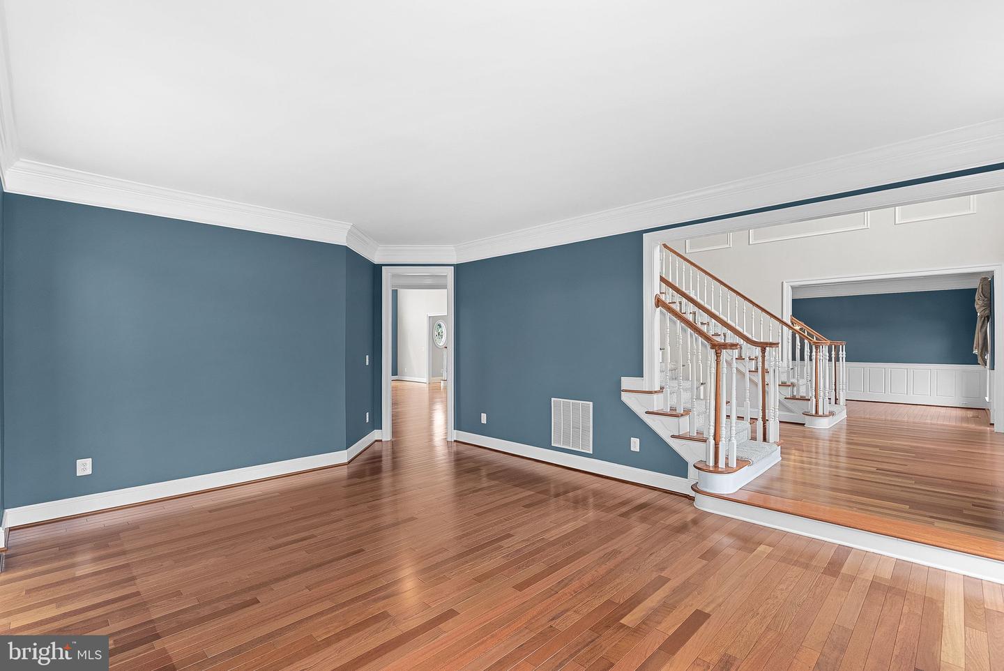 20713 ASHBURN VALLEY CT, ASHBURN, Virginia 20147, 5 Bedrooms Bedrooms, ,5 BathroomsBathrooms,Residential,For sale,20713 ASHBURN VALLEY CT,VALO2091658 MLS # VALO2091658