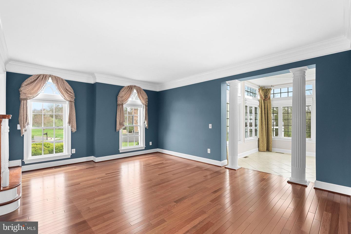 20713 ASHBURN VALLEY CT, ASHBURN, Virginia 20147, 5 Bedrooms Bedrooms, ,5 BathroomsBathrooms,Residential,For sale,20713 ASHBURN VALLEY CT,VALO2091658 MLS # VALO2091658