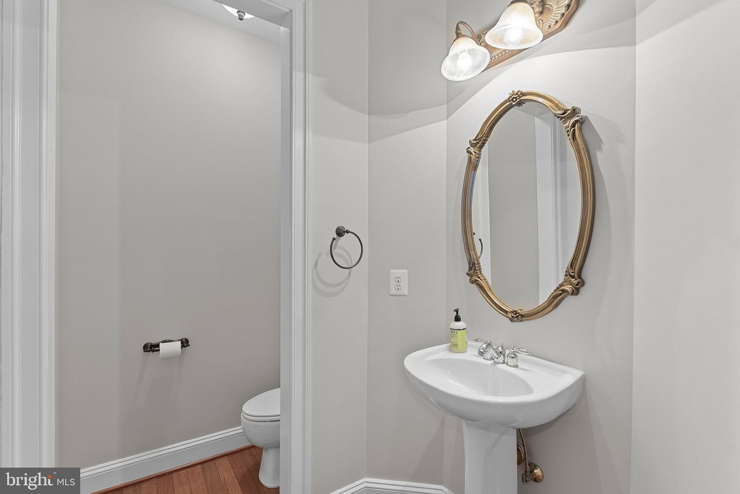 20713 ASHBURN VALLEY CT, ASHBURN, Virginia 20147, 5 Bedrooms Bedrooms, ,5 BathroomsBathrooms,Residential,For sale,20713 ASHBURN VALLEY CT,VALO2091658 MLS # VALO2091658