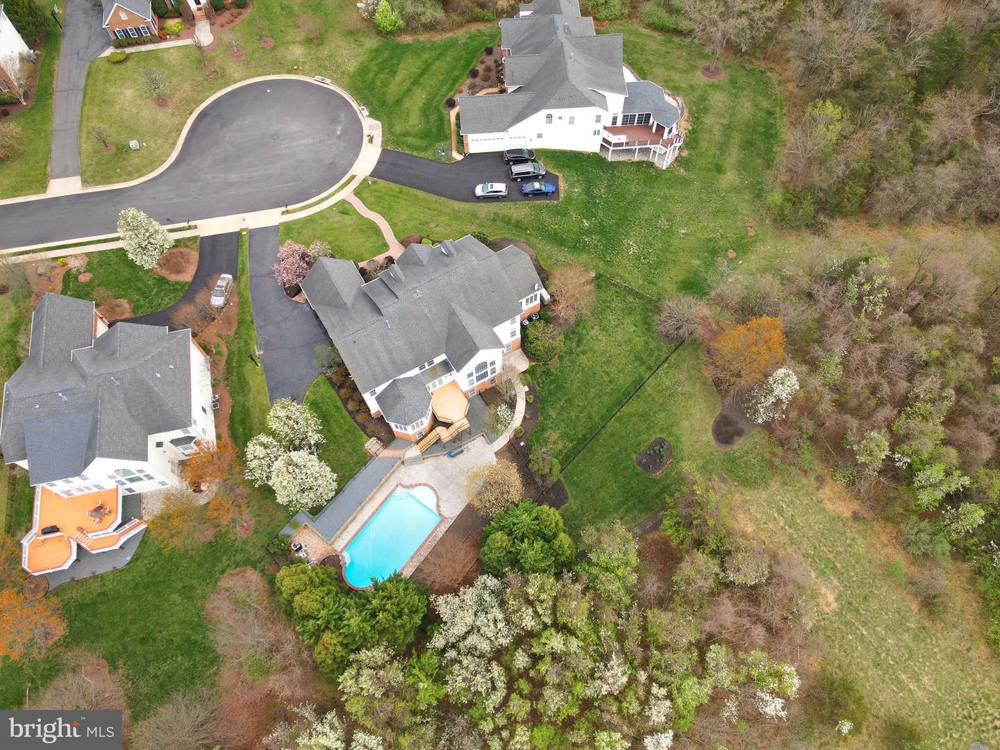 20713 ASHBURN VALLEY CT, ASHBURN, Virginia 20147, 5 Bedrooms Bedrooms, ,5 BathroomsBathrooms,Residential,For sale,20713 ASHBURN VALLEY CT,VALO2091658 MLS # VALO2091658