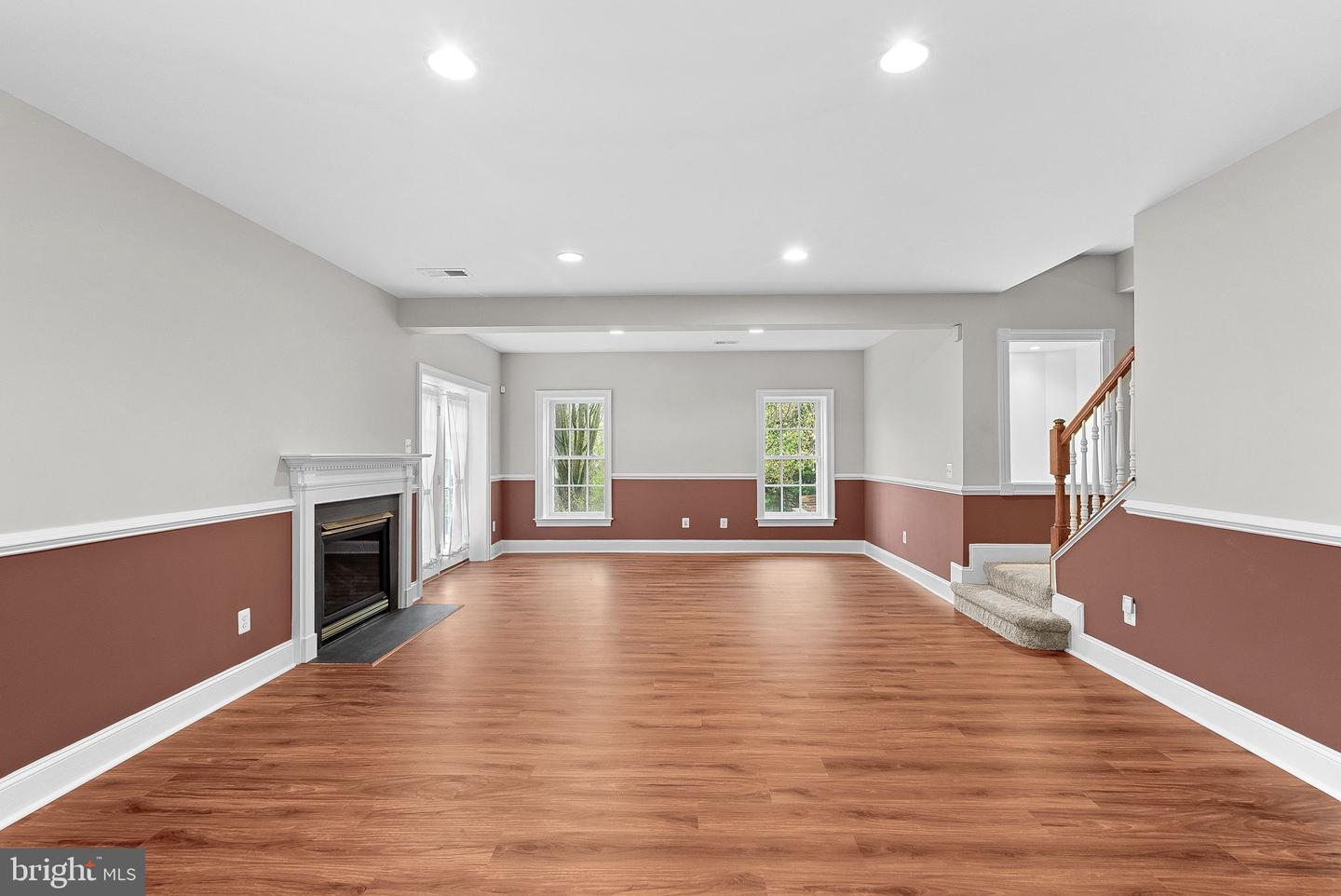 20713 ASHBURN VALLEY CT, ASHBURN, Virginia 20147, 5 Bedrooms Bedrooms, ,5 BathroomsBathrooms,Residential,For sale,20713 ASHBURN VALLEY CT,VALO2091658 MLS # VALO2091658