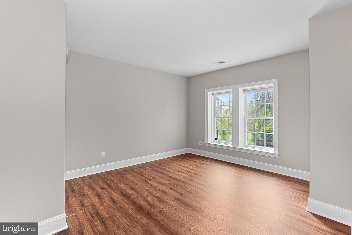 20713 ASHBURN VALLEY CT, ASHBURN, Virginia 20147, 5 Bedrooms Bedrooms, ,5 BathroomsBathrooms,Residential,For sale,20713 ASHBURN VALLEY CT,VALO2091658 MLS # VALO2091658