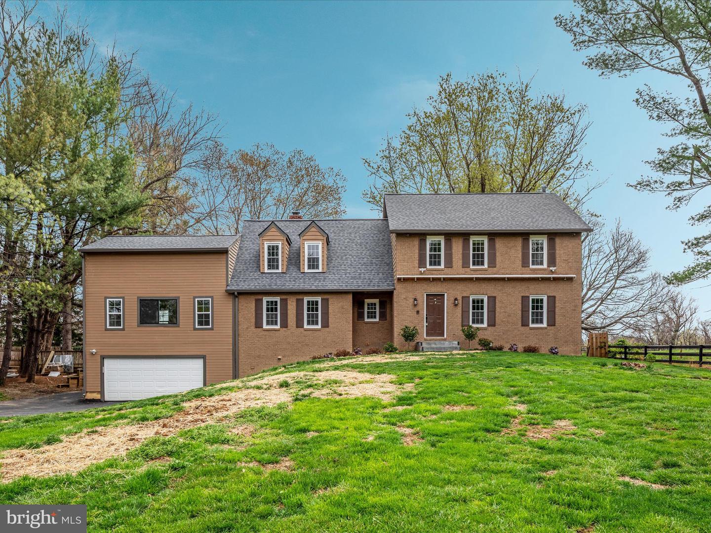 60 N TAVENNER LN, HAMILTON, Virginia 20158, 4 Bedrooms Bedrooms, 9 Rooms Rooms,3 BathroomsBathrooms,Residential,For sale,60 N TAVENNER LN,VALO2091834 MLS # VALO2091834