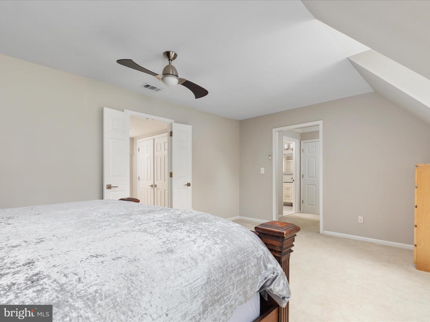 60 N TAVENNER LN, HAMILTON, Virginia 20158, 4 Bedrooms Bedrooms, 9 Rooms Rooms,3 BathroomsBathrooms,Residential,For sale,60 N TAVENNER LN,VALO2091834 MLS # VALO2091834