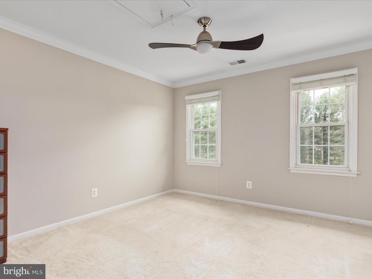 60 N TAVENNER LN, HAMILTON, Virginia 20158, 4 Bedrooms Bedrooms, 9 Rooms Rooms,3 BathroomsBathrooms,Residential,For sale,60 N TAVENNER LN,VALO2091834 MLS # VALO2091834
