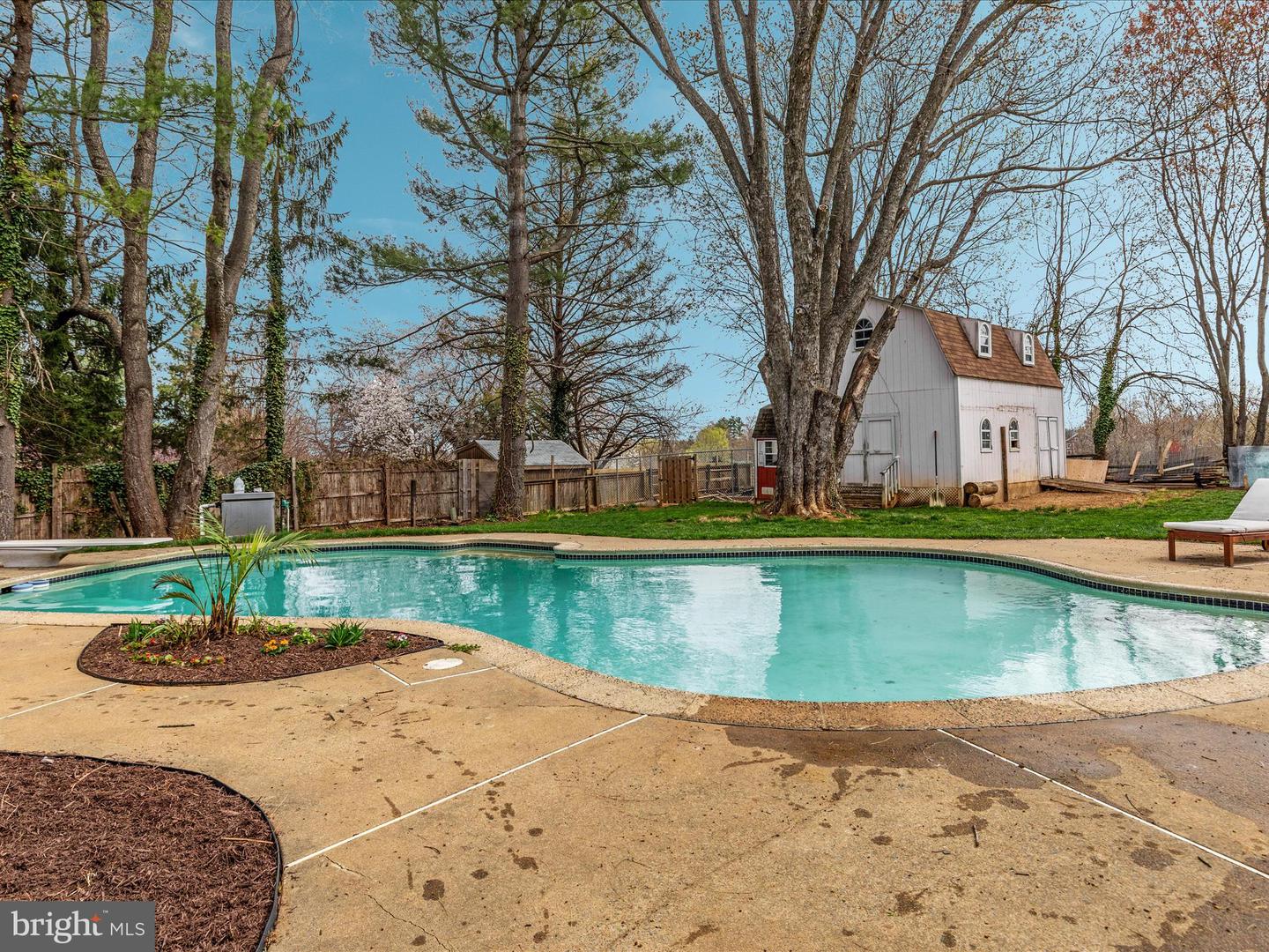 60 N TAVENNER LN, HAMILTON, Virginia 20158, 4 Bedrooms Bedrooms, 9 Rooms Rooms,3 BathroomsBathrooms,Residential,For sale,60 N TAVENNER LN,VALO2091834 MLS # VALO2091834
