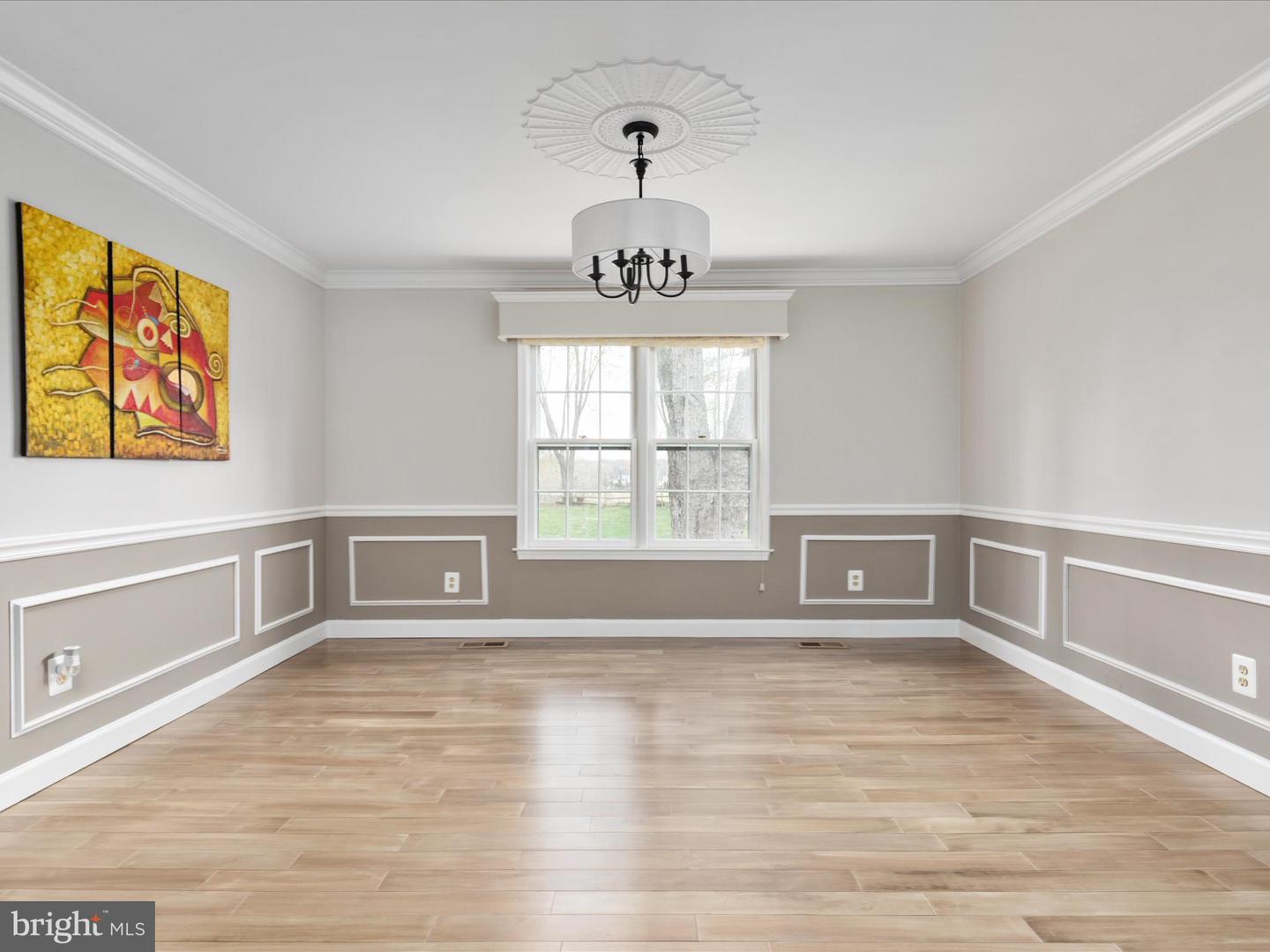 60 N TAVENNER LN, HAMILTON, Virginia 20158, 4 Bedrooms Bedrooms, 9 Rooms Rooms,3 BathroomsBathrooms,Residential,For sale,60 N TAVENNER LN,VALO2091834 MLS # VALO2091834