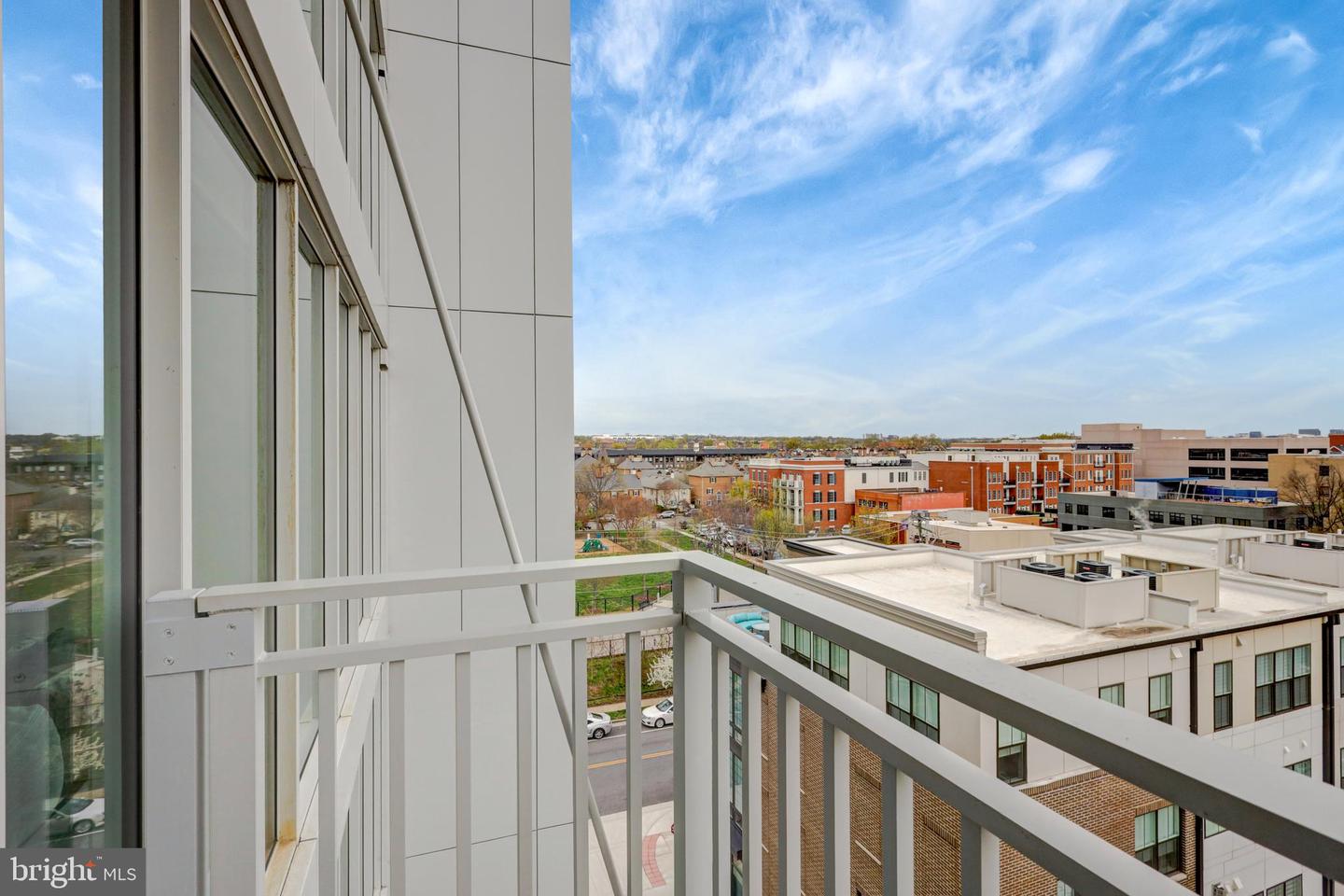 925 N FAIRFAX ST #610, ALEXANDRIA, Virginia 22314, 2 Bedrooms Bedrooms, ,2 BathroomsBathrooms,Residential,For sale,925 N FAIRFAX ST #610,VAAX2043210 MLS # VAAX2043210