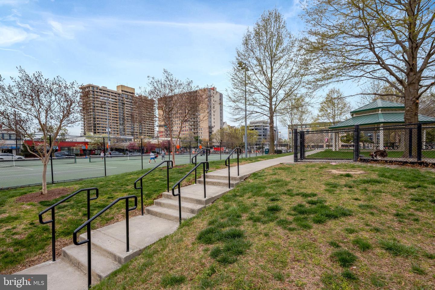 925 N FAIRFAX ST #610, ALEXANDRIA, Virginia 22314, 2 Bedrooms Bedrooms, ,2 BathroomsBathrooms,Residential,For sale,925 N FAIRFAX ST #610,VAAX2043210 MLS # VAAX2043210