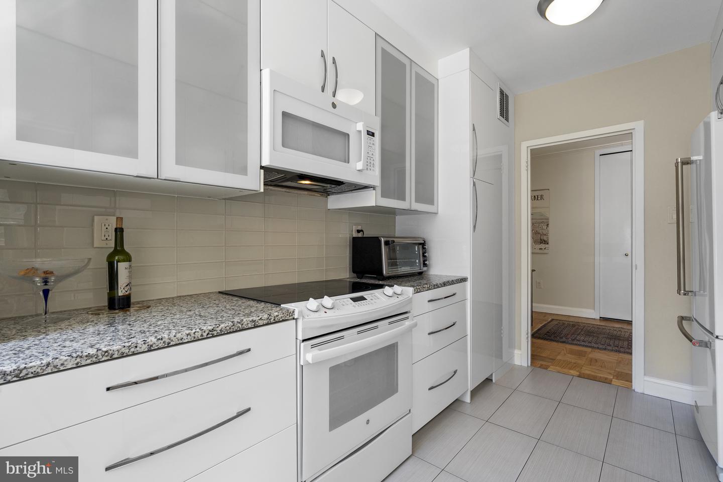 4101 CATHEDRAL AVE NW #611, WASHINGTON, District Of Columbia 20016, 2 Bedrooms Bedrooms, ,2 BathroomsBathrooms,Residential,For sale,4101 CATHEDRAL AVE NW #611,DCDC2192496 MLS # DCDC2192496