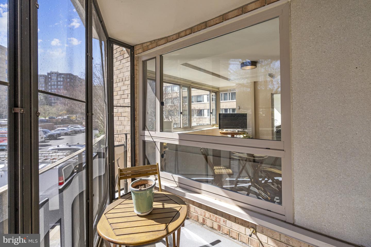 4101 CATHEDRAL AVE NW #611, WASHINGTON, District Of Columbia 20016, 2 Bedrooms Bedrooms, ,2 BathroomsBathrooms,Residential,For sale,4101 CATHEDRAL AVE NW #611,DCDC2192496 MLS # DCDC2192496