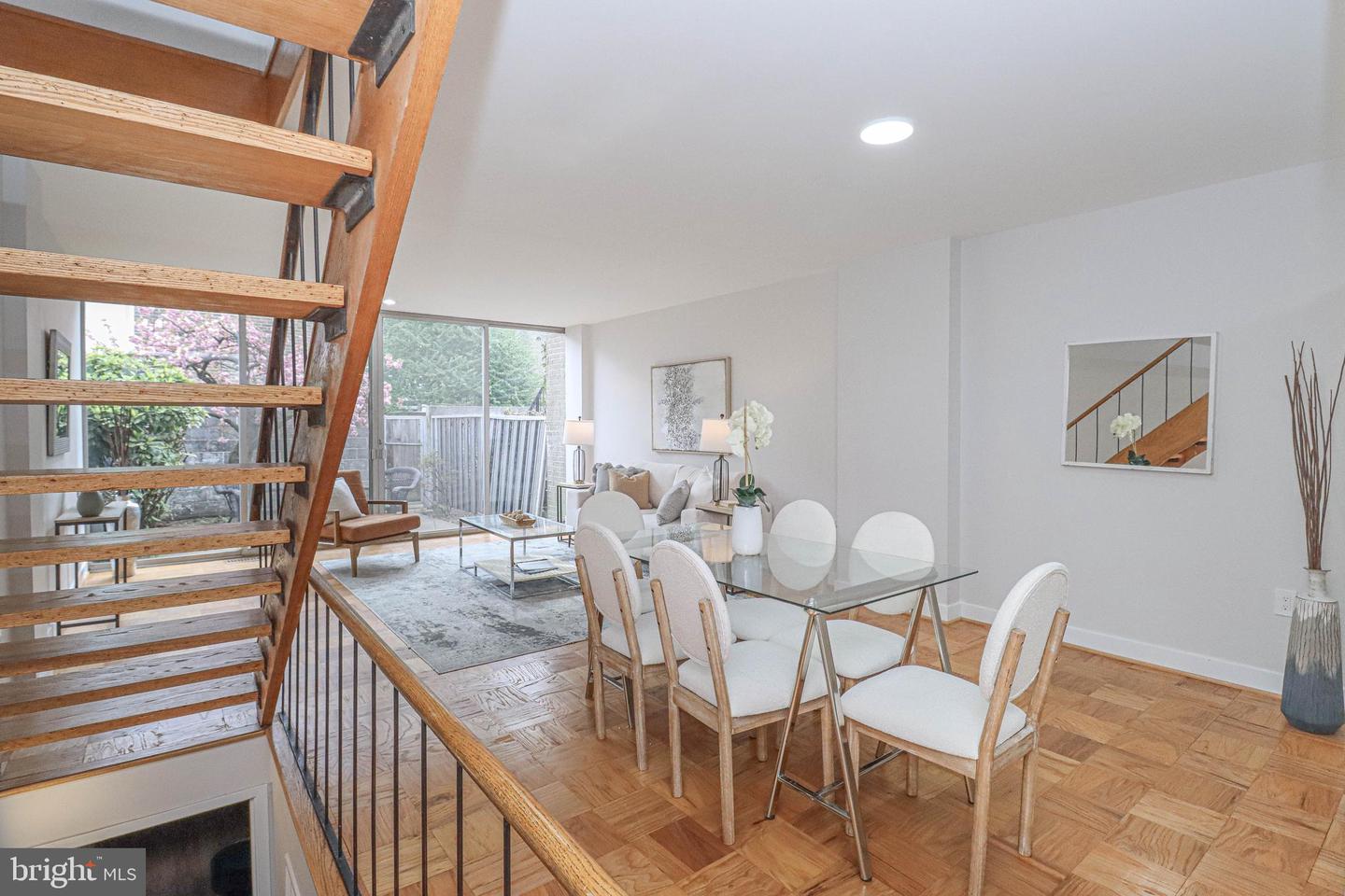 364 N STREET SW, WASHINGTON, District Of Columbia 20024, 3 Bedrooms Bedrooms, ,1 BathroomBathrooms,Residential,For sale,364 N STREET SW,DCDC2192706 MLS # DCDC2192706