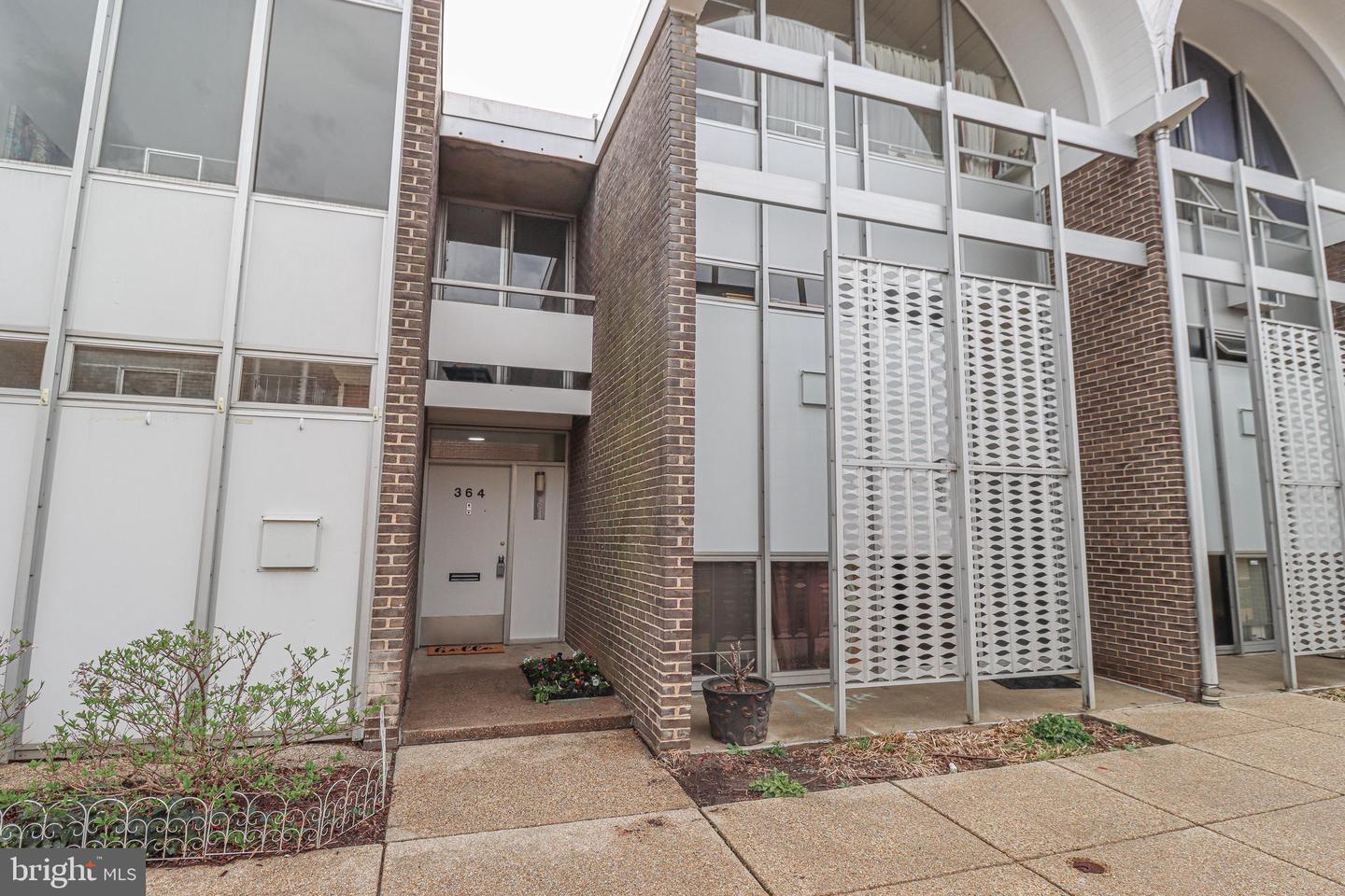 364 N STREET SW, WASHINGTON, District Of Columbia 20024, 3 Bedrooms Bedrooms, ,1 BathroomBathrooms,Residential,For sale,364 N STREET SW,DCDC2192706 MLS # DCDC2192706