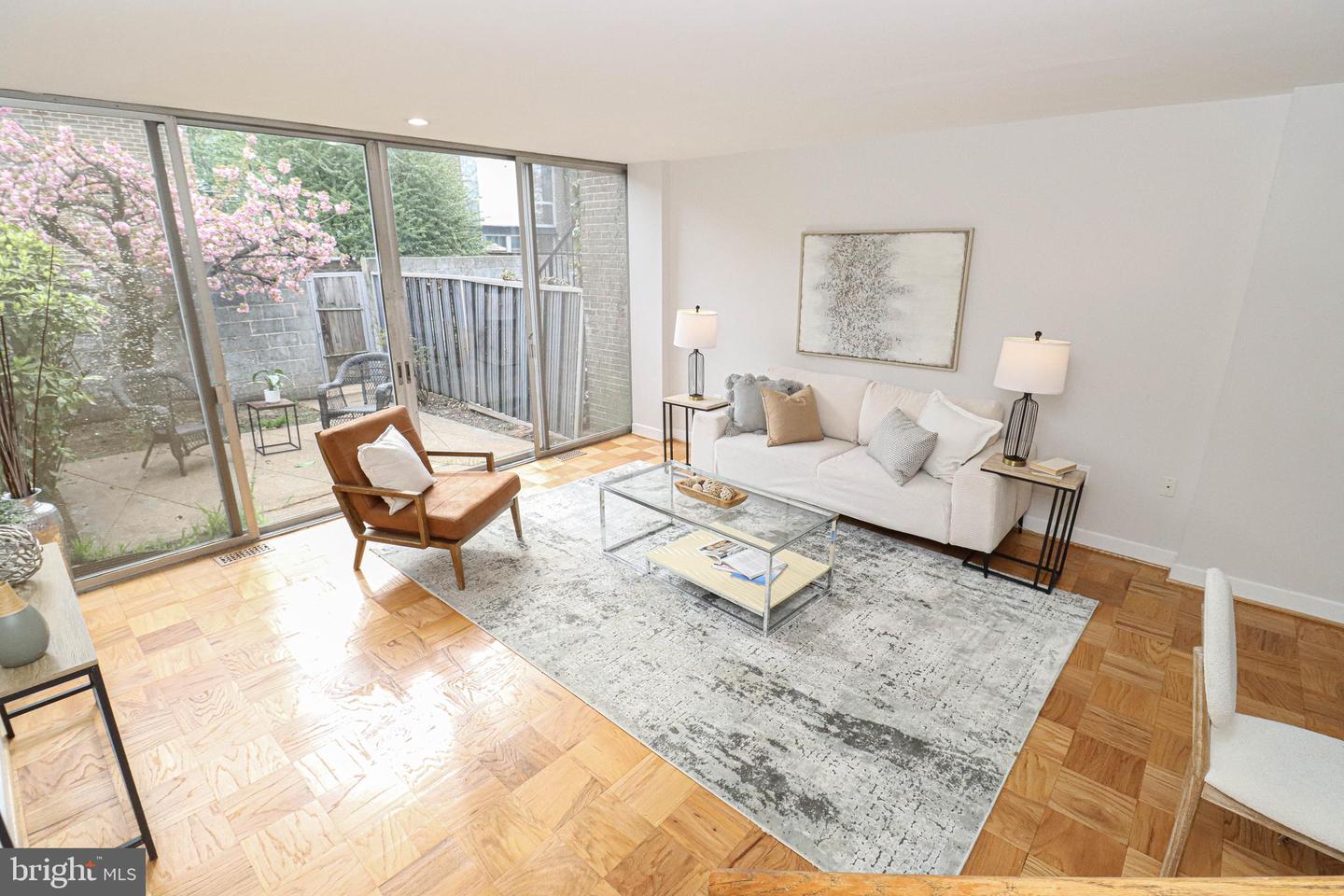 364 N STREET SW, WASHINGTON, District Of Columbia 20024, 3 Bedrooms Bedrooms, ,1 BathroomBathrooms,Residential,For sale,364 N STREET SW,DCDC2192706 MLS # DCDC2192706