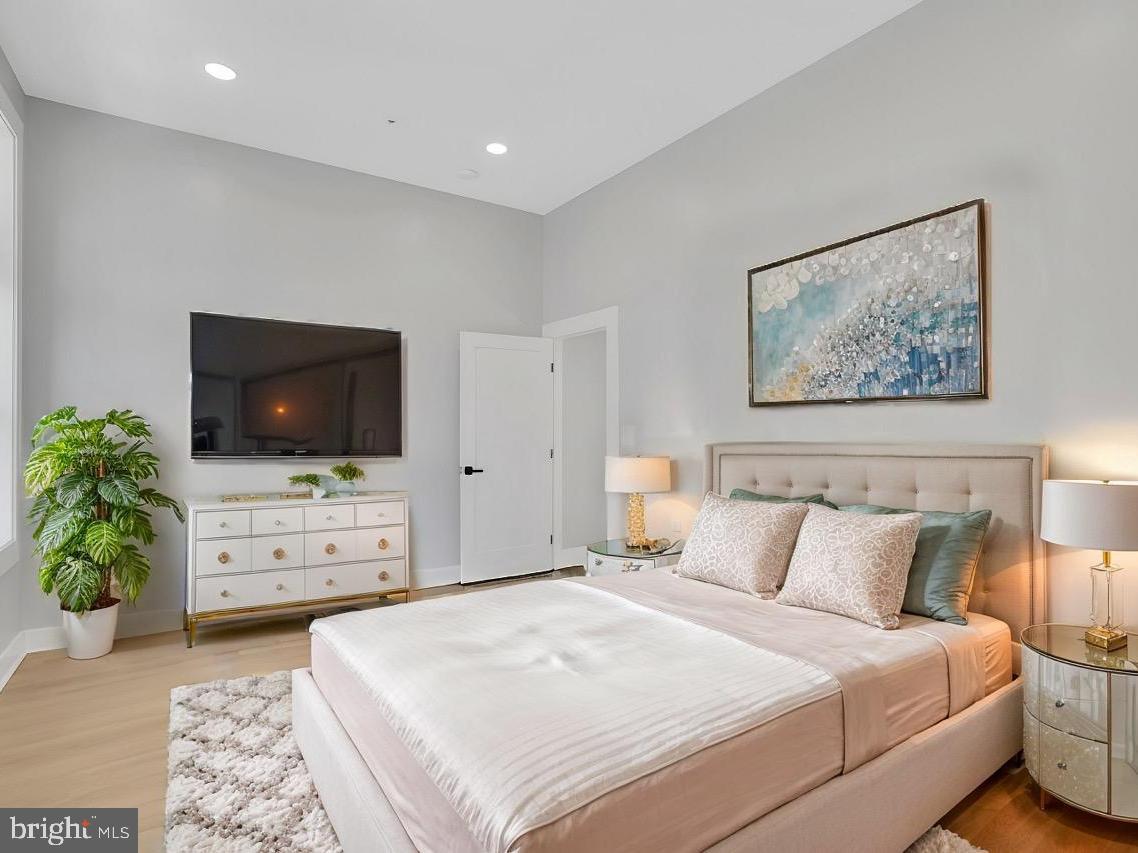 3905 KANSAS AVE NW #2, WASHINGTON, District Of Columbia 20011, 3 Bedrooms Bedrooms, ,3 BathroomsBathrooms,Residential,For sale,3905 KANSAS AVE NW #2,DCDC2192884 MLS # DCDC2192884