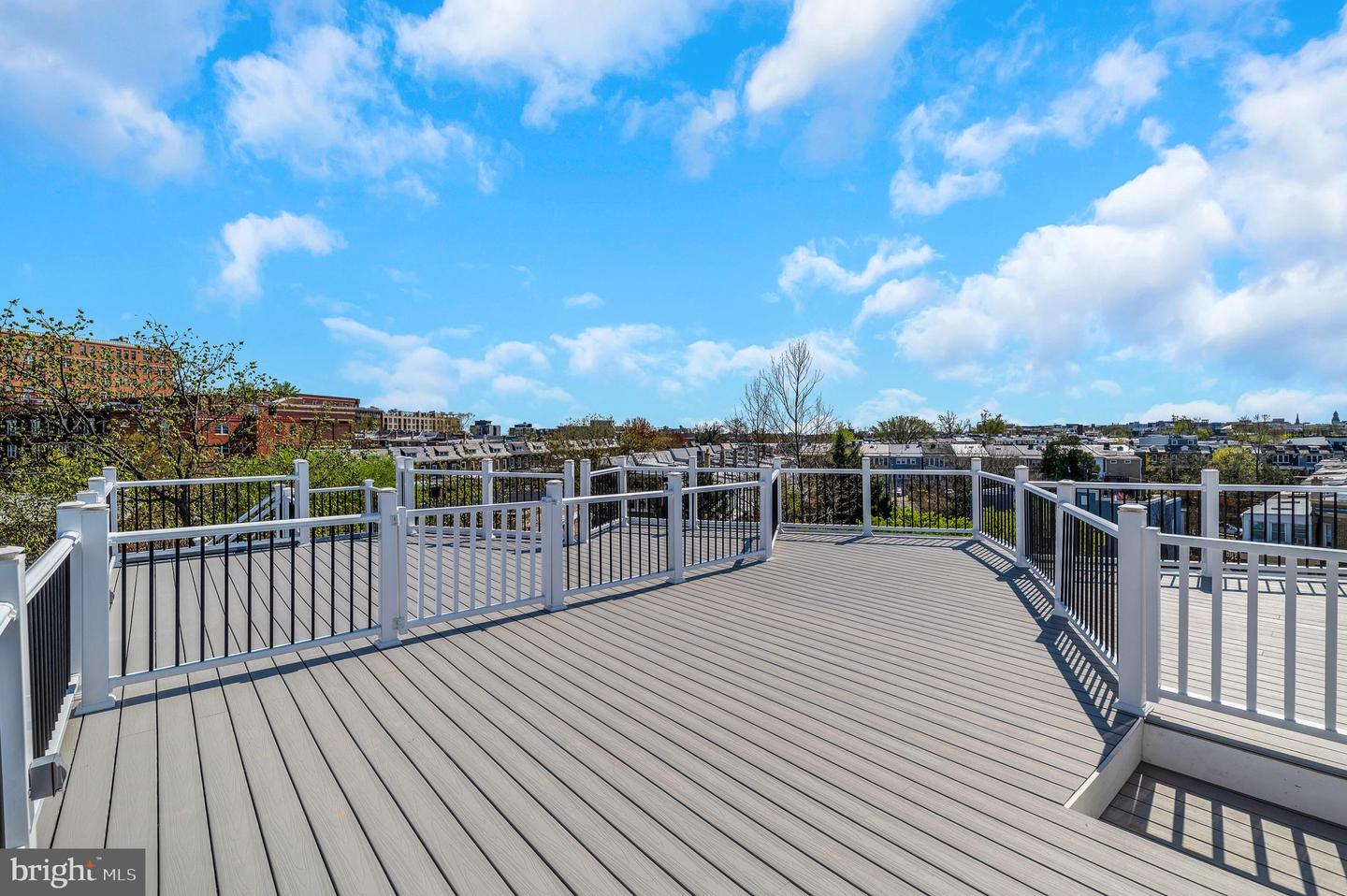 3905 KANSAS AVE NW #2, WASHINGTON, District Of Columbia 20011, 3 Bedrooms Bedrooms, ,3 BathroomsBathrooms,Residential,For sale,3905 KANSAS AVE NW #2,DCDC2192884 MLS # DCDC2192884