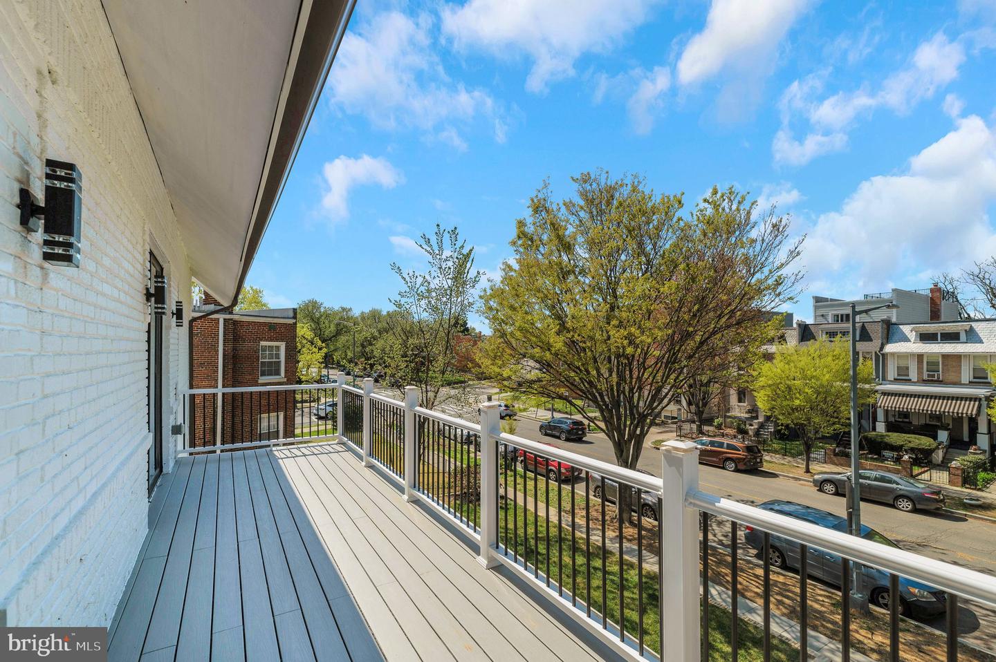 3905 KANSAS AVE NW #2, WASHINGTON, District Of Columbia 20011, 3 Bedrooms Bedrooms, ,3 BathroomsBathrooms,Residential,For sale,3905 KANSAS AVE NW #2,DCDC2192884 MLS # DCDC2192884