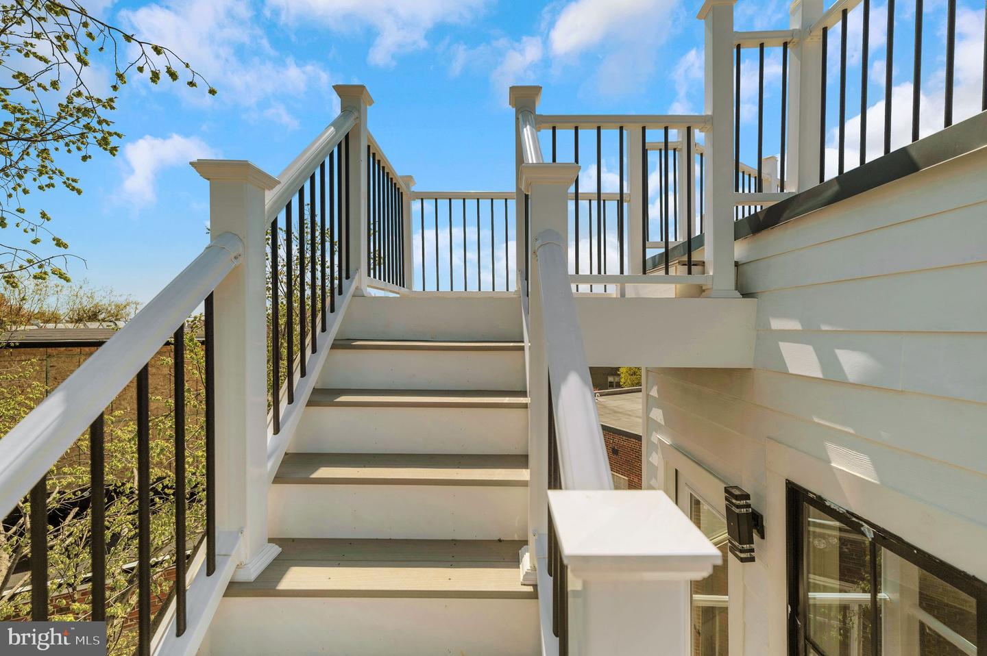 3905 KANSAS AVE NW #2, WASHINGTON, District Of Columbia 20011, 3 Bedrooms Bedrooms, ,3 BathroomsBathrooms,Residential,For sale,3905 KANSAS AVE NW #2,DCDC2192884 MLS # DCDC2192884