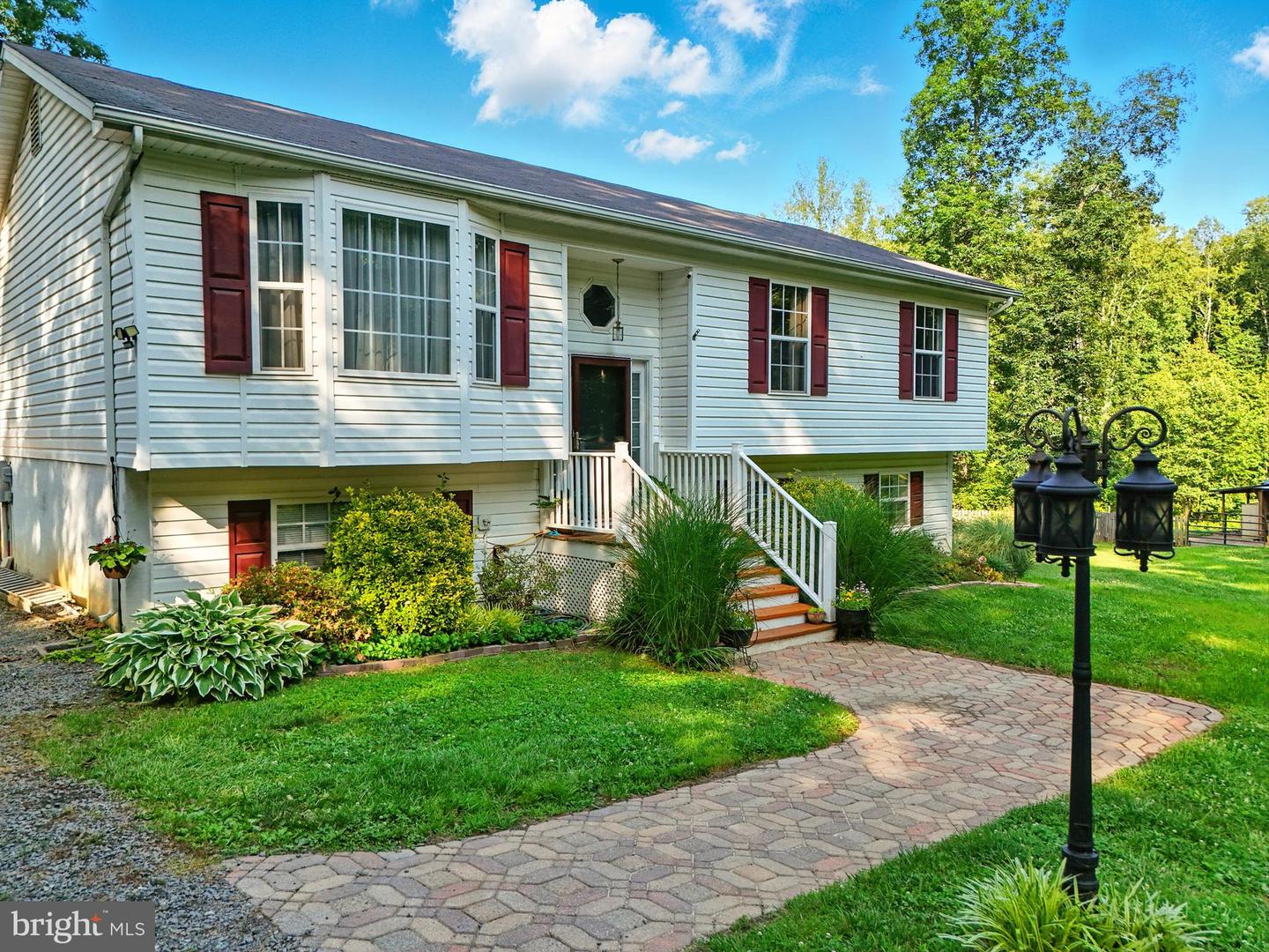 19303 FRAZIER RD, CULPEPER, Virginia 22701, 3 Bedrooms Bedrooms, ,3 BathroomsBathrooms,Residential,For sale,19303 FRAZIER RD,VACU2010172 MLS # VACU2010172