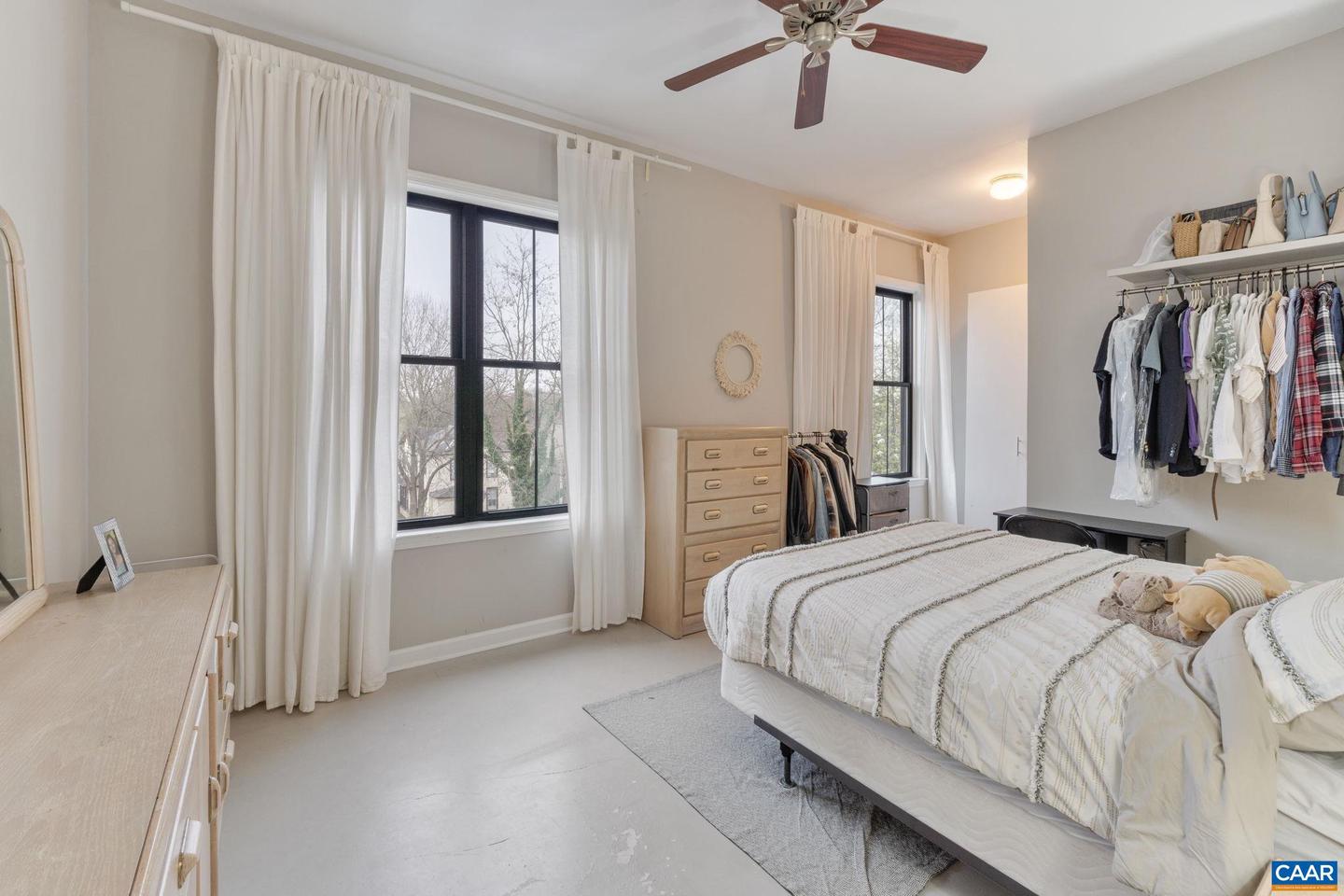 750 WALKER SQ #4B, CHARLOTTESVILLE, Virginia 22903, 1 Bedroom Bedrooms, ,1 BathroomBathrooms,Residential,For sale,750 WALKER SQ #4B,662559 MLS # 662559