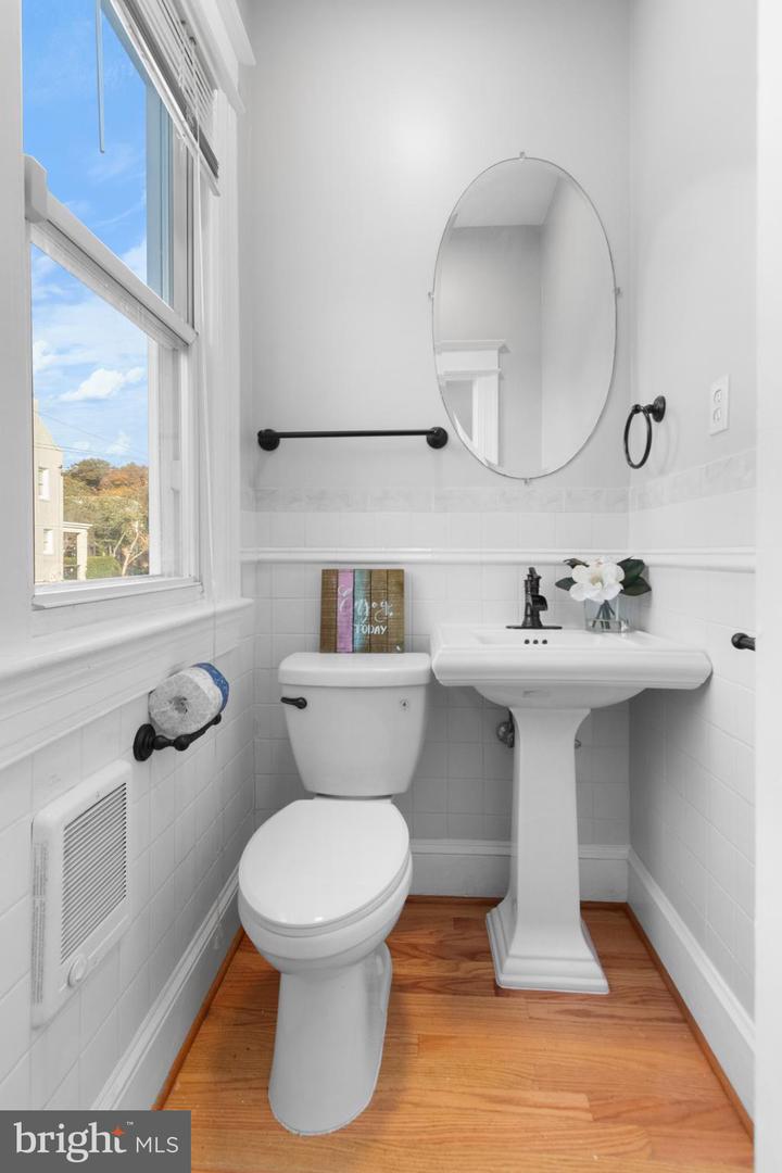 325 MADISON ST NW, WASHINGTON, District Of Columbia 20011, 3 Bedrooms Bedrooms, ,1 BathroomBathrooms,Residential,For sale,325 MADISON ST NW,DCDC2193126 MLS # DCDC2193126