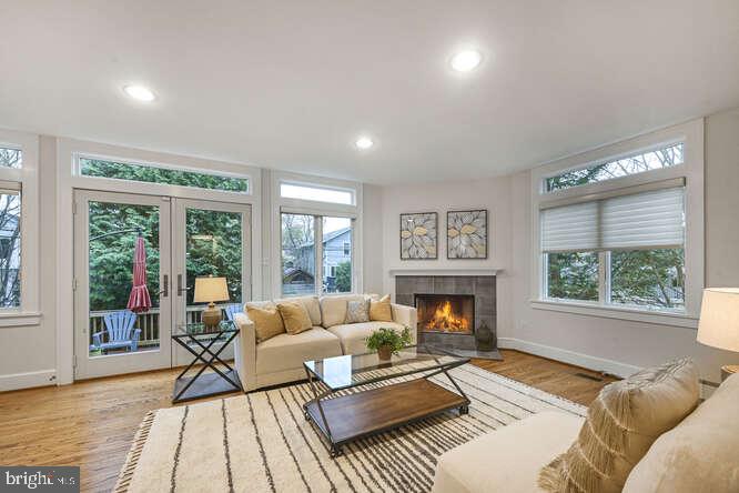 5816 MACARTHUR BLVD NW, WASHINGTON, District Of Columbia 20016, 5 Bedrooms Bedrooms, ,5 BathroomsBathrooms,Residential,For sale,5816 MACARTHUR BLVD NW,DCDC2193070 MLS # DCDC2193070