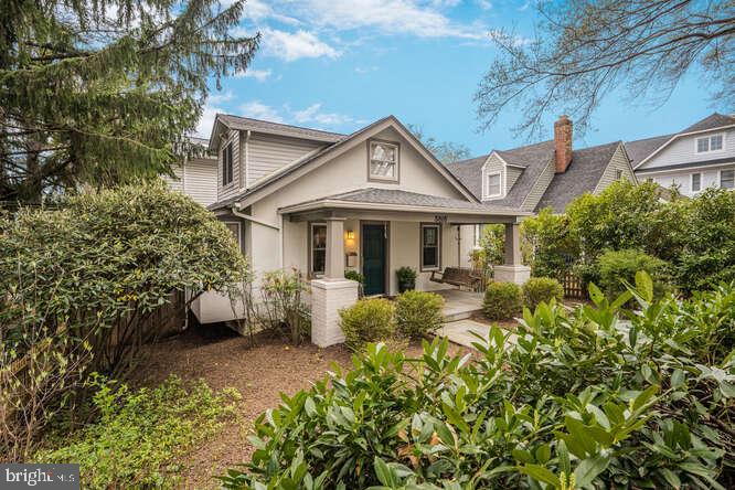5816 MACARTHUR BLVD NW, WASHINGTON, District Of Columbia 20016, 5 Bedrooms Bedrooms, ,5 BathroomsBathrooms,Residential,For sale,5816 MACARTHUR BLVD NW,DCDC2193070 MLS # DCDC2193070