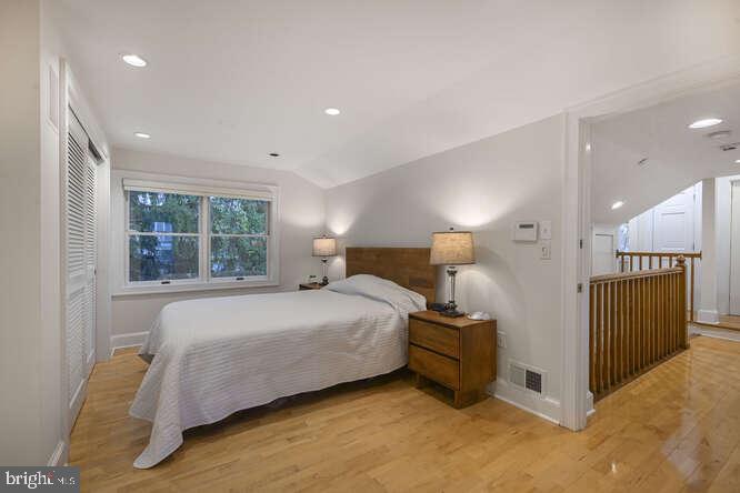 5816 MACARTHUR BLVD NW, WASHINGTON, District Of Columbia 20016, 5 Bedrooms Bedrooms, ,5 BathroomsBathrooms,Residential,For sale,5816 MACARTHUR BLVD NW,DCDC2193070 MLS # DCDC2193070