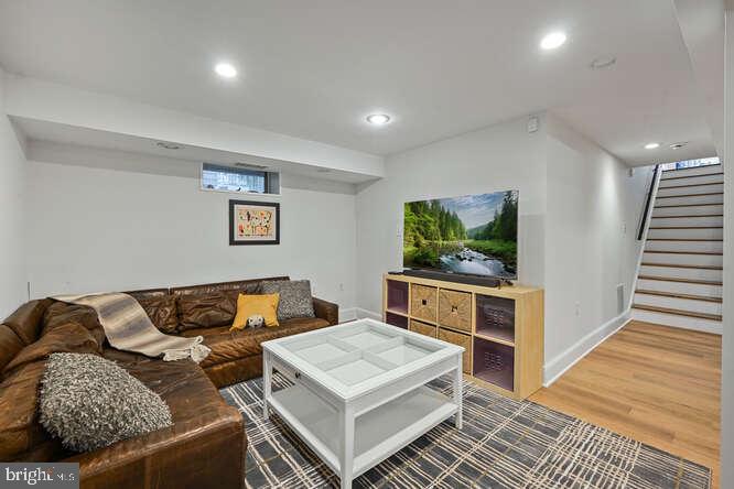 5816 MACARTHUR BLVD NW, WASHINGTON, District Of Columbia 20016, 5 Bedrooms Bedrooms, ,5 BathroomsBathrooms,Residential,For sale,5816 MACARTHUR BLVD NW,DCDC2193070 MLS # DCDC2193070