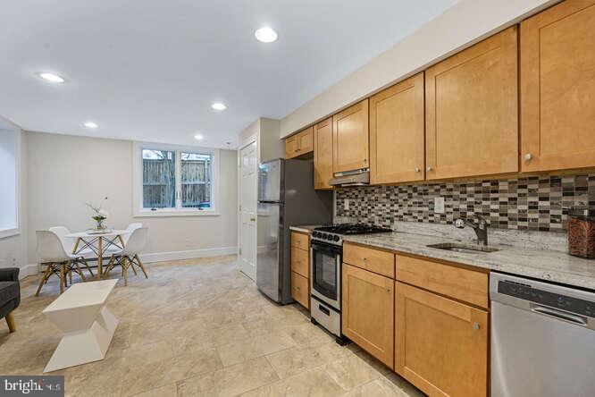 5816 MACARTHUR BLVD NW, WASHINGTON, District Of Columbia 20016, 5 Bedrooms Bedrooms, ,5 BathroomsBathrooms,Residential,For sale,5816 MACARTHUR BLVD NW,DCDC2193070 MLS # DCDC2193070