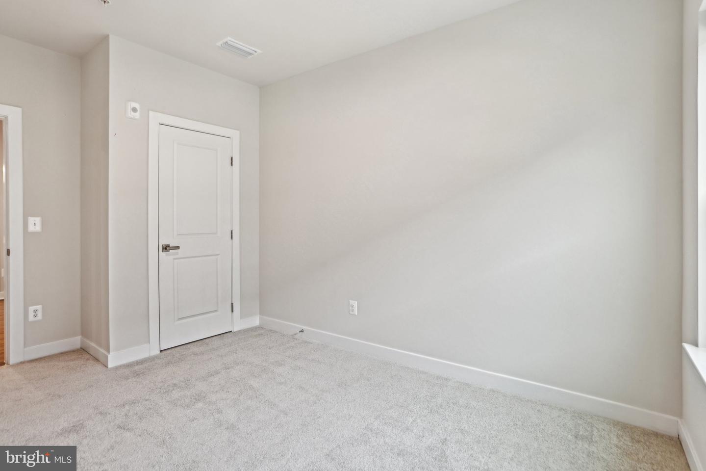 21460 MOUNT STERLING TER #103, STERLING, Virginia 20164, 2 Bedrooms Bedrooms, ,2 BathroomsBathrooms,Residential,For sale,21460 MOUNT STERLING TER #103,VALO2092792 MLS # VALO2092792