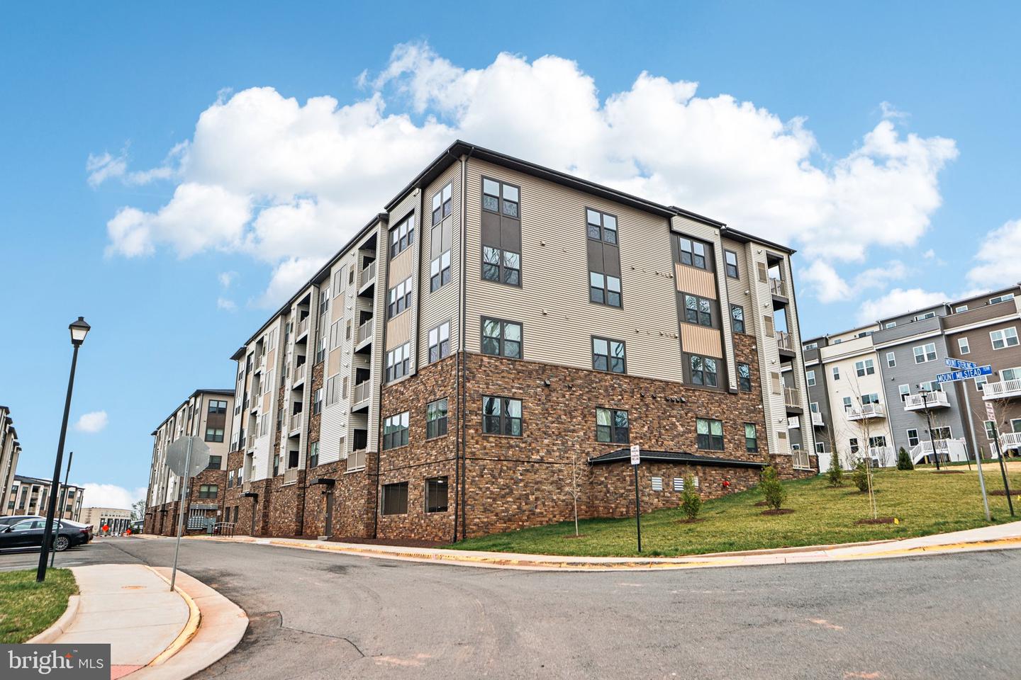21460 MOUNT STERLING TER #103, STERLING, Virginia 20164, 2 Bedrooms Bedrooms, ,2 BathroomsBathrooms,Residential,For sale,21460 MOUNT STERLING TER #103,VALO2092792 MLS # VALO2092792