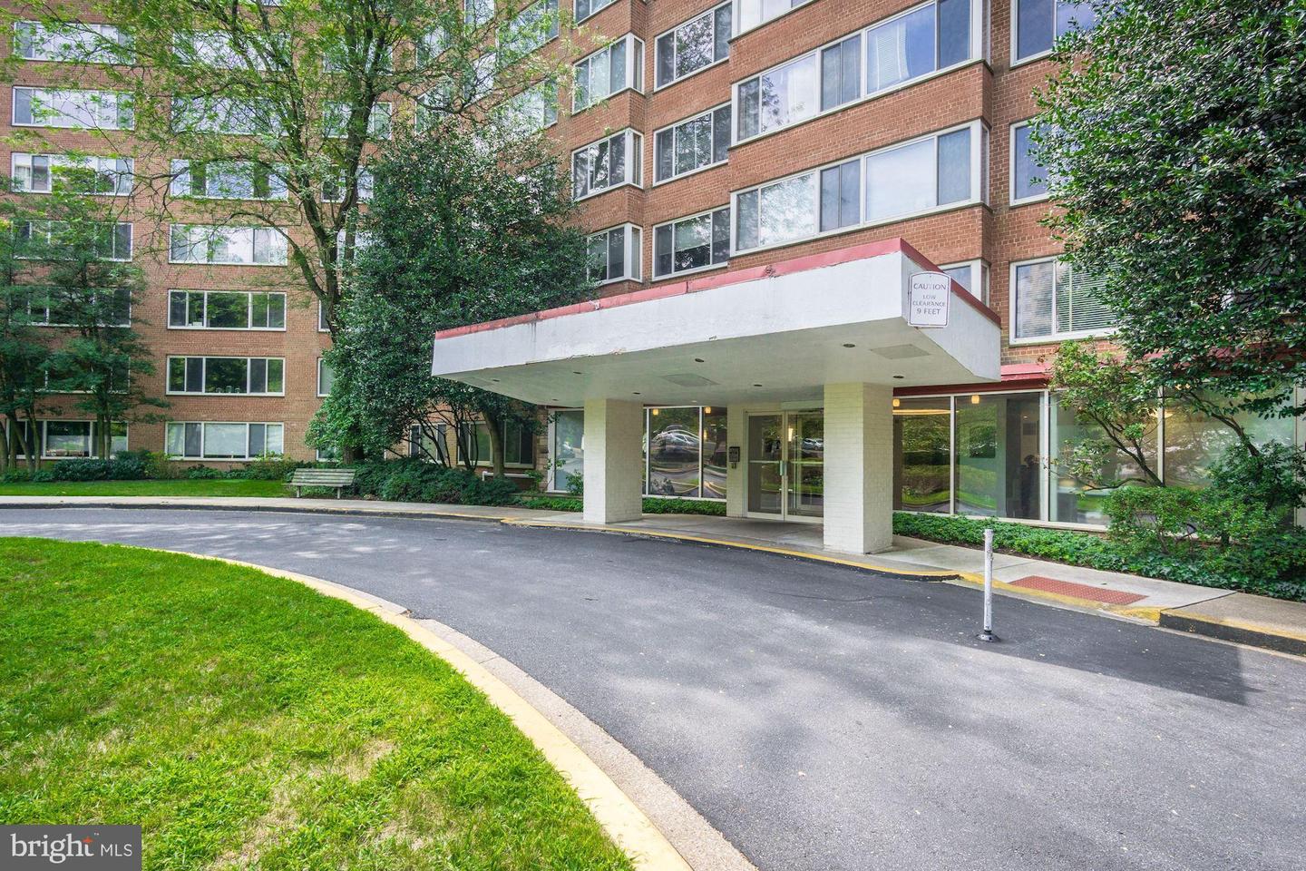 4000 TUNLAW RD NW #1030, WASHINGTON, District Of Columbia 20007, 2 Bedrooms Bedrooms, ,1 BathroomBathrooms,Residential,For sale,4000 TUNLAW RD NW #1030,DCDC2193600 MLS # DCDC2193600