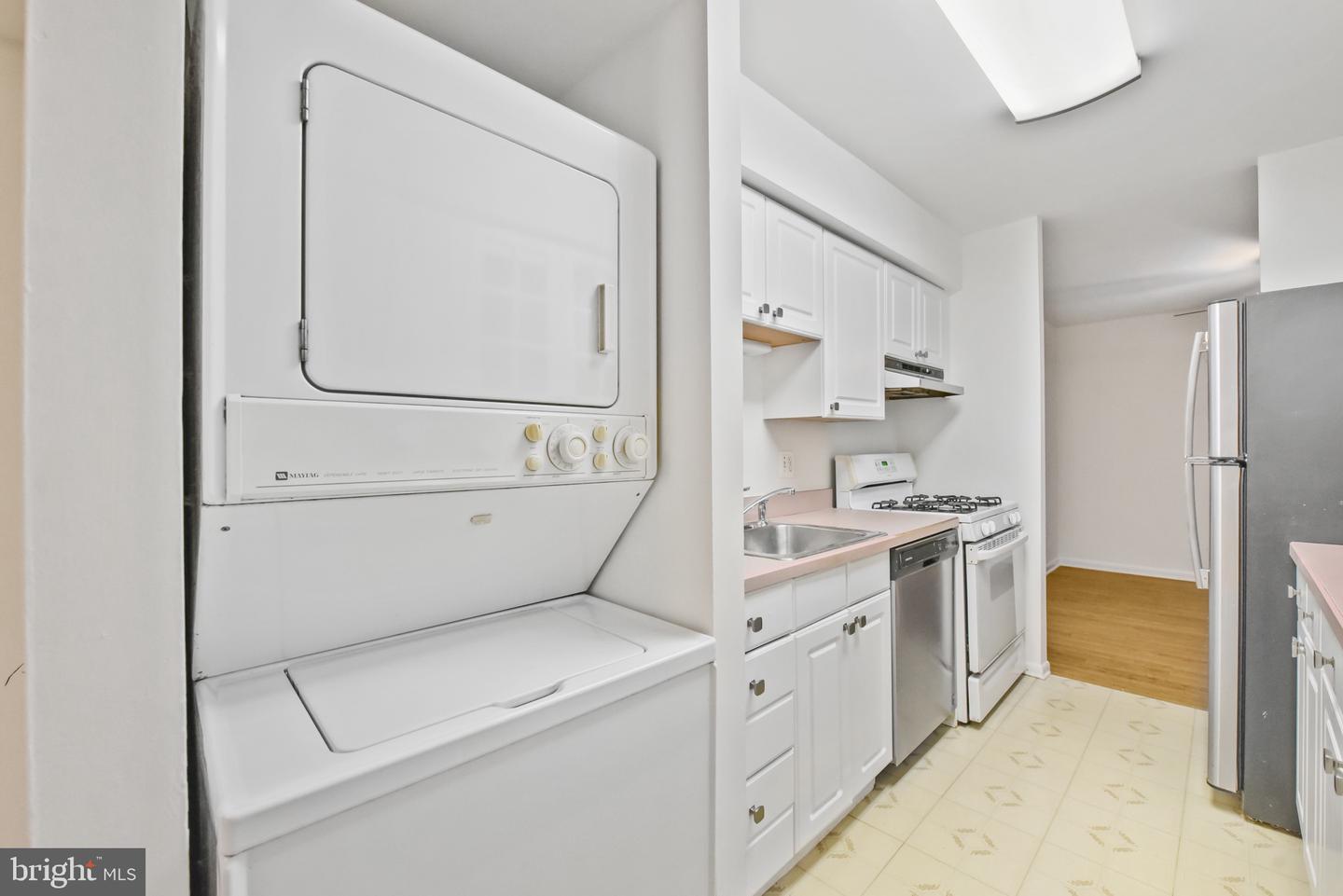 11212 CHESTNUT GROVE SQ #313, RESTON, Virginia 20190, 2 Bedrooms Bedrooms, ,1 BathroomBathrooms,Residential,For sale,11212 CHESTNUT GROVE SQ #313,VAFX2231706 MLS # VAFX2231706