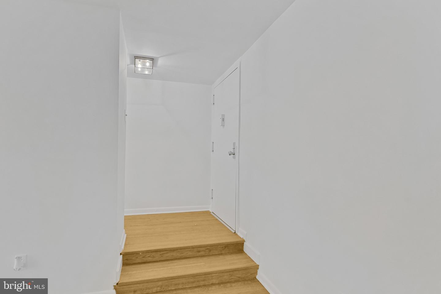 11212 CHESTNUT GROVE SQ #313, RESTON, Virginia 20190, 2 Bedrooms Bedrooms, ,1 BathroomBathrooms,Residential,For sale,11212 CHESTNUT GROVE SQ #313,VAFX2231706 MLS # VAFX2231706