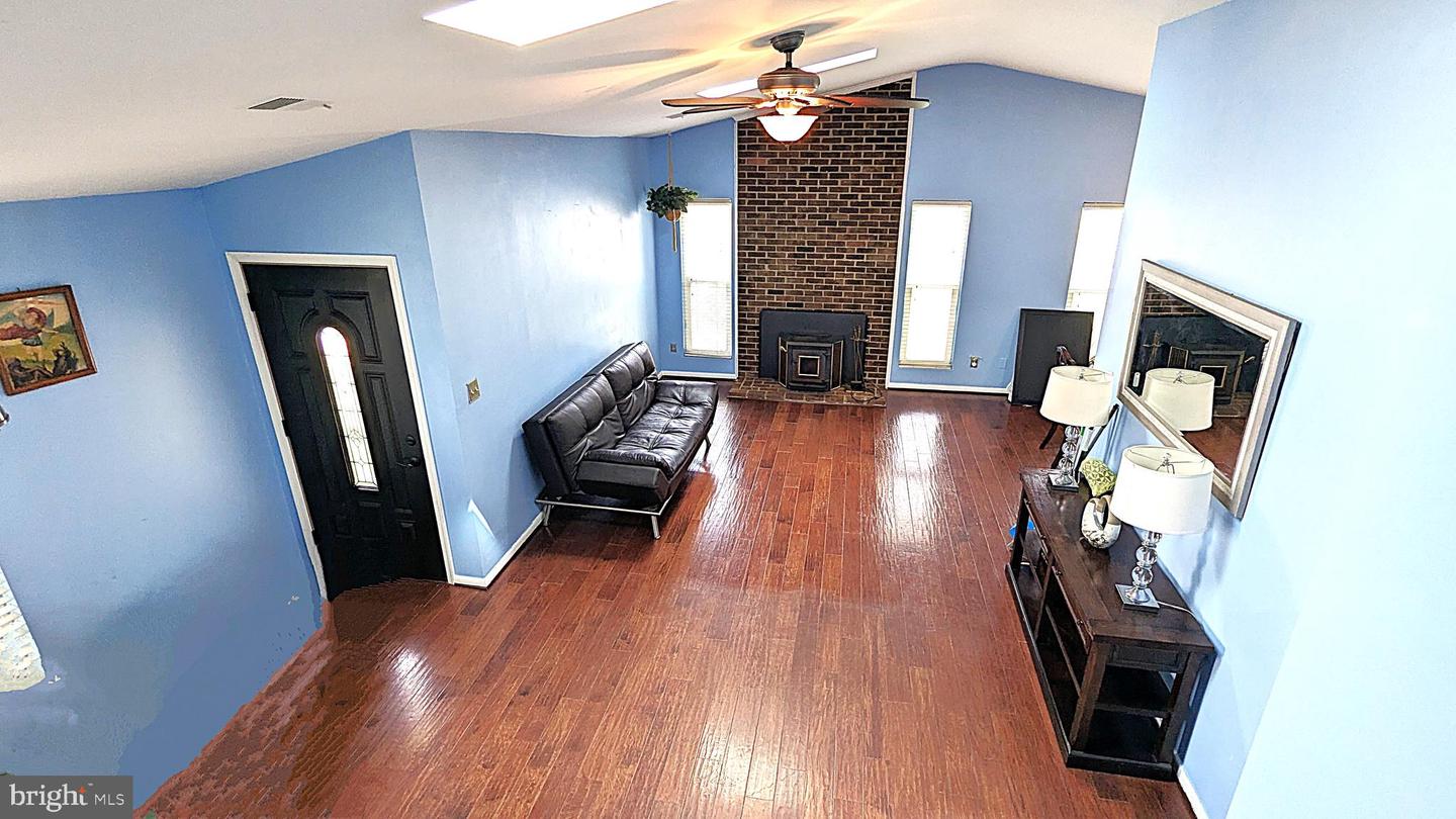 316 HANFORD CT, STERLING, Virginia 20164, 4 Bedrooms Bedrooms, ,3 BathroomsBathrooms,Residential,For sale,316 HANFORD CT,VALO2092938 MLS # VALO2092938