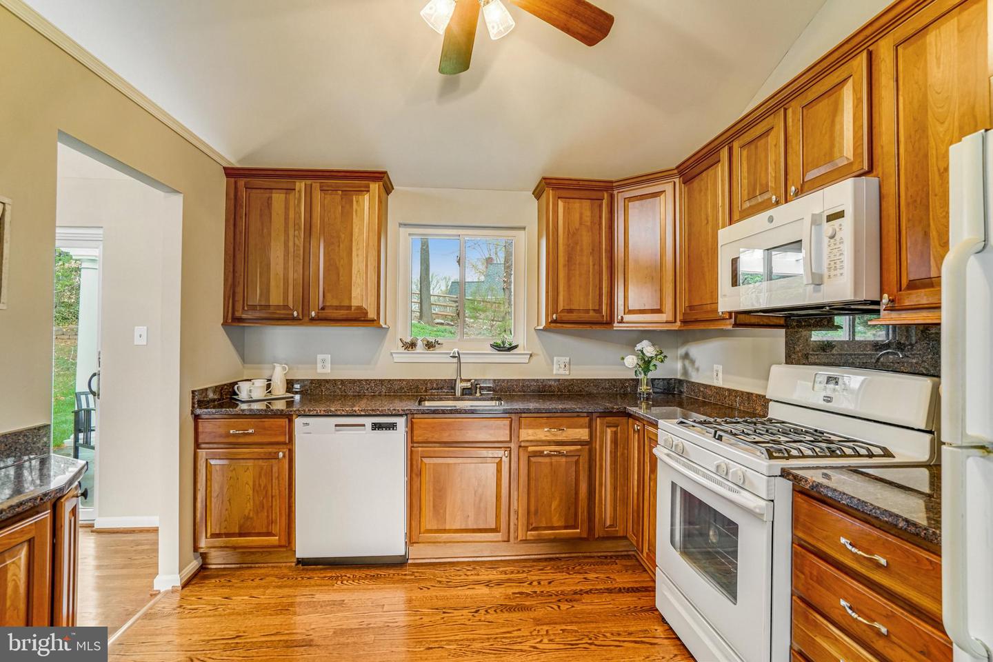 8618 KENILWORTH DR, SPRINGFIELD, Virginia 22151, 4 Bedrooms Bedrooms, ,2 BathroomsBathrooms,Residential,For sale,8618 KENILWORTH DR,VAFX2231952 MLS # VAFX2231952