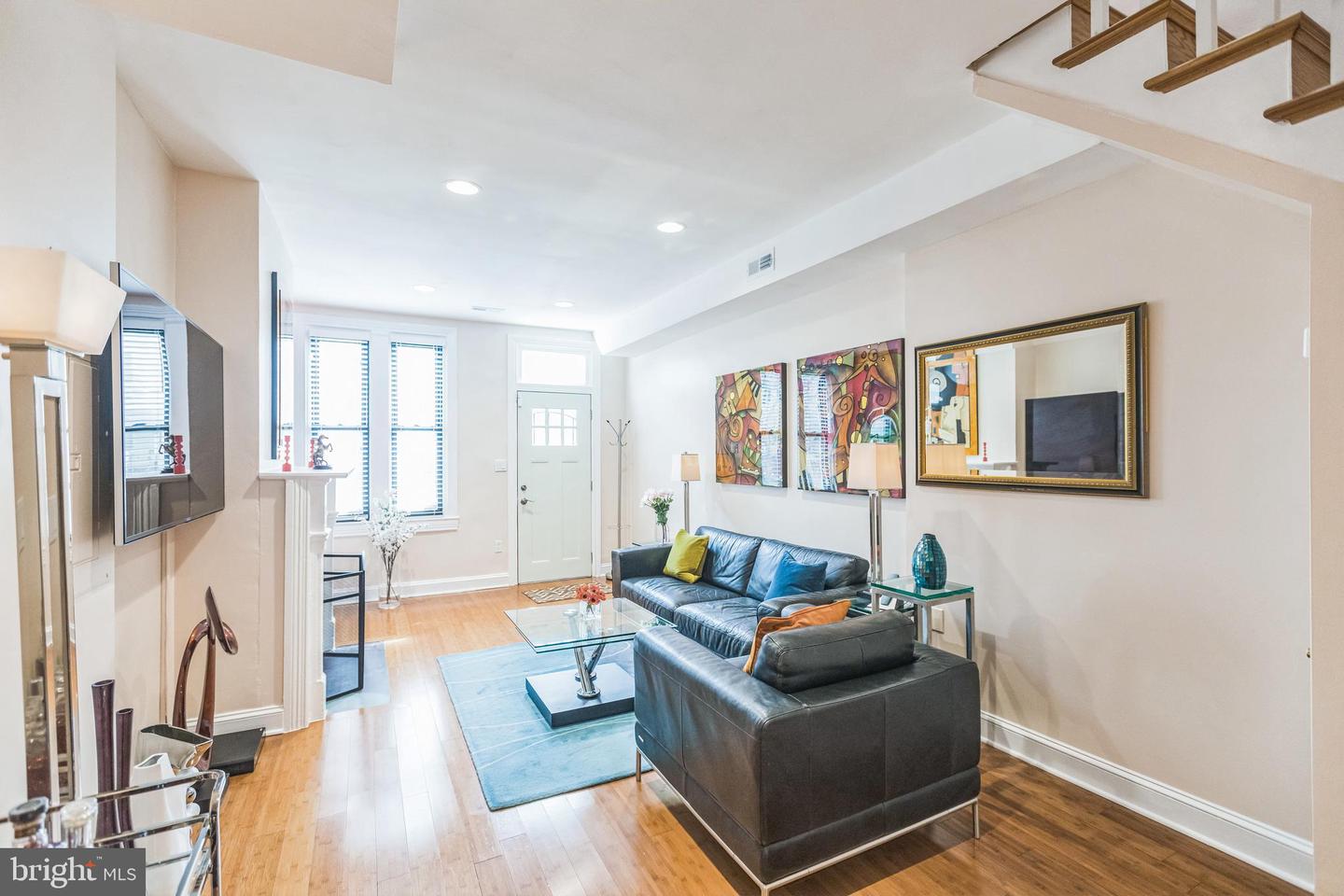 429 Q ST NW, WASHINGTON, District Of Columbia 20001, 2 Bedrooms Bedrooms, ,2 BathroomsBathrooms,Residential,For sale,429 Q ST NW,DCDC2193786 MLS # DCDC2193786