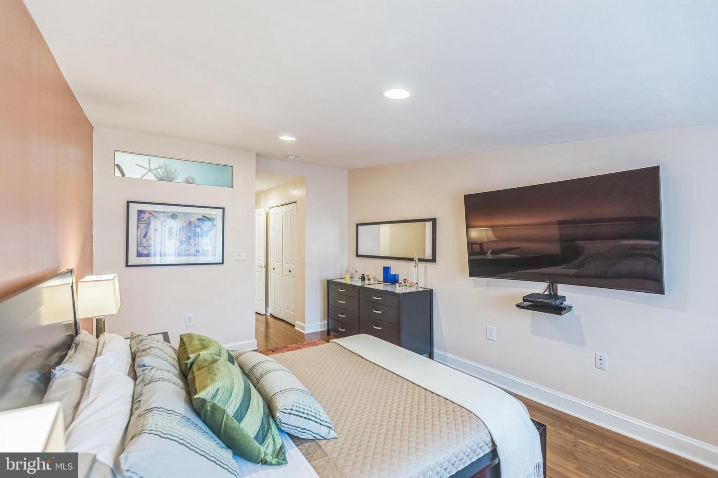 429 Q ST NW, WASHINGTON, District Of Columbia 20001, 2 Bedrooms Bedrooms, ,2 BathroomsBathrooms,Residential,For sale,429 Q ST NW,DCDC2193786 MLS # DCDC2193786