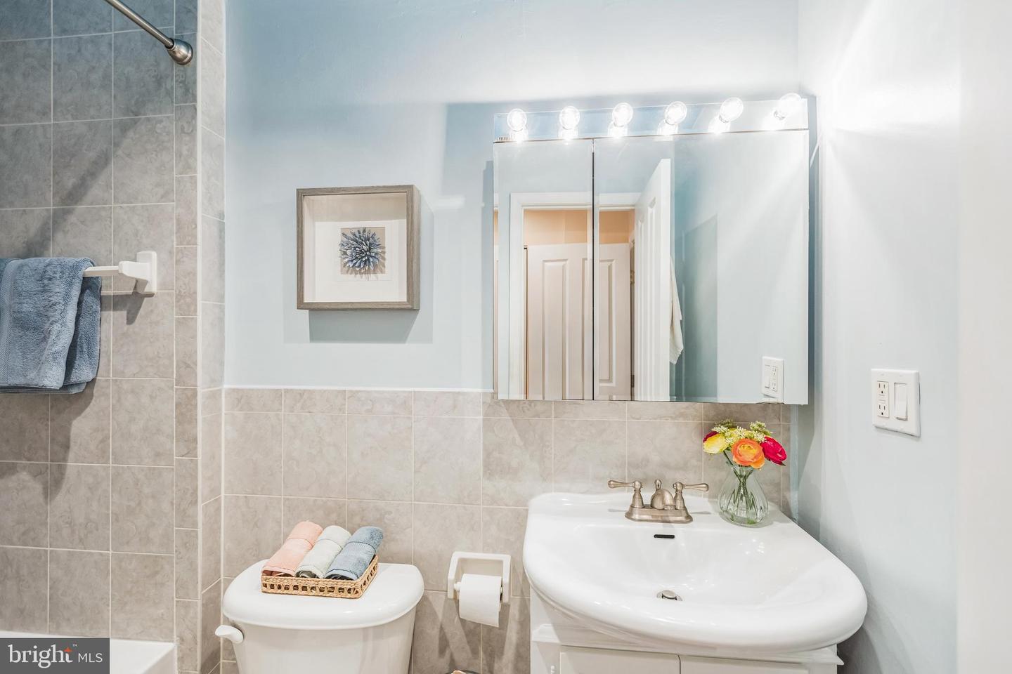 429 Q ST NW, WASHINGTON, District Of Columbia 20001, 2 Bedrooms Bedrooms, ,2 BathroomsBathrooms,Residential,For sale,429 Q ST NW,DCDC2193786 MLS # DCDC2193786