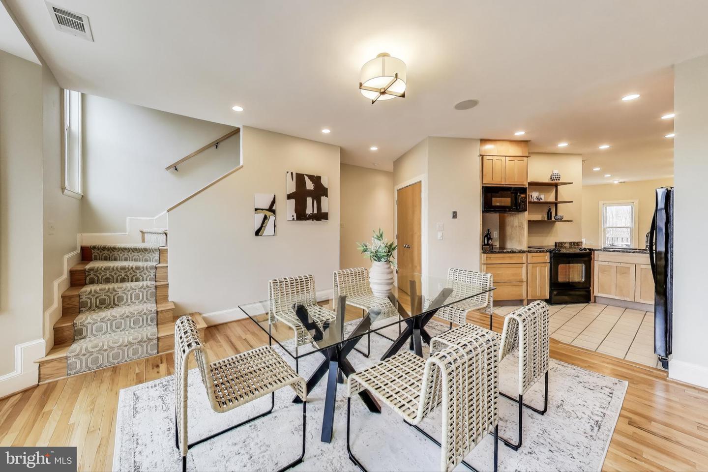 1324 10TH ST NW, WASHINGTON, District Of Columbia 20001, 3 Bedrooms Bedrooms, ,3 BathroomsBathrooms,Residential,For sale,1324 10TH ST NW,DCDC2193884 MLS # DCDC2193884