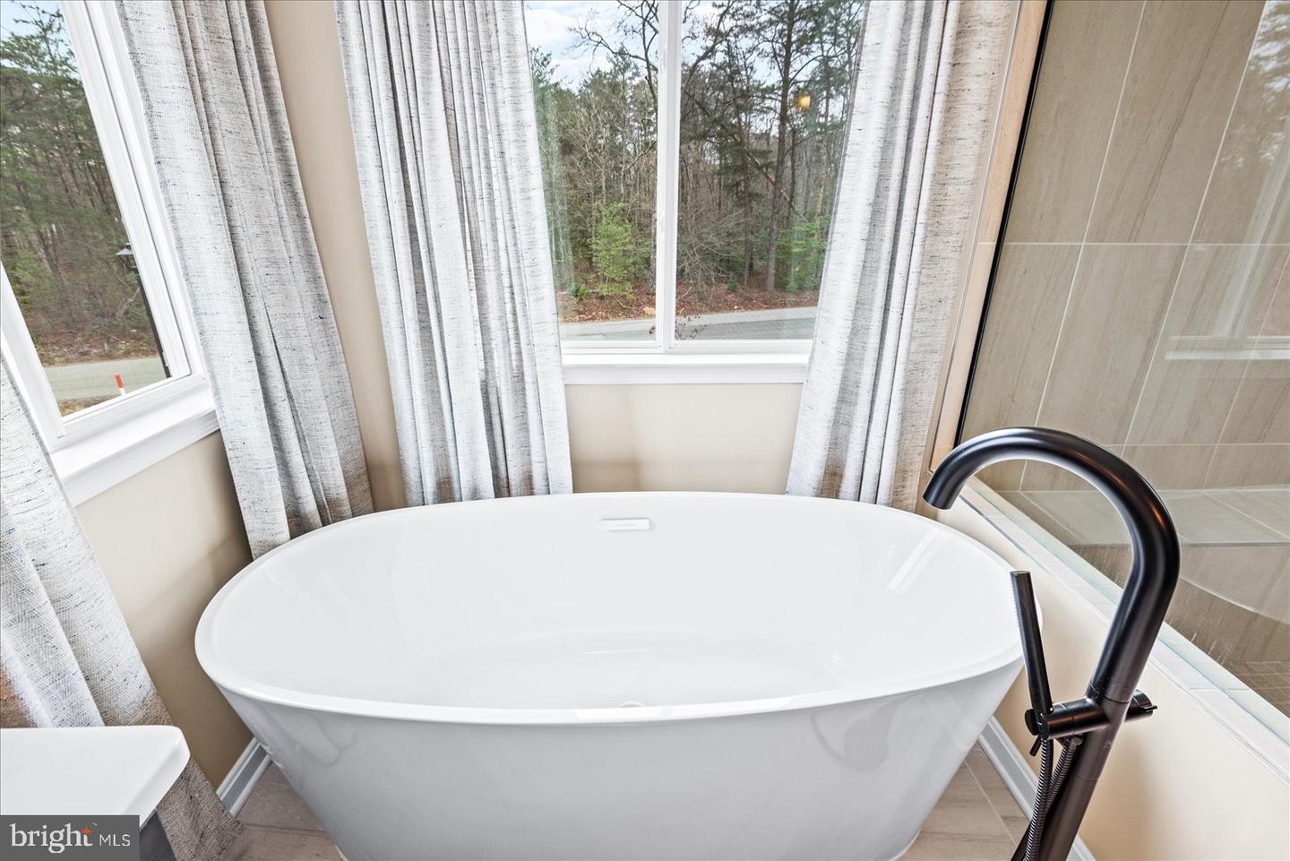 9001 WALNUT HILL RD, FREDERICKSBURG, Virginia 22408, 6 Bedrooms Bedrooms, ,5 BathroomsBathrooms,Residential,For sale,9001 WALNUT HILL RD,VASP2031996 MLS # VASP2031996