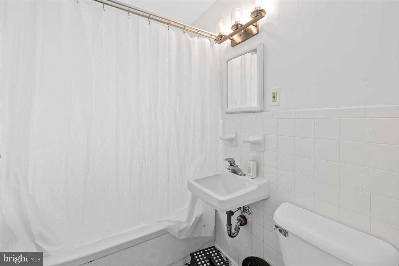 8952 COURTHOUSE RD, SPOTSYLVANIA, Virginia 22553, 3 Bedrooms Bedrooms, ,2 BathroomsBathrooms,Residential,For sale,8952 COURTHOUSE RD,VASP2032002 MLS # VASP2032002